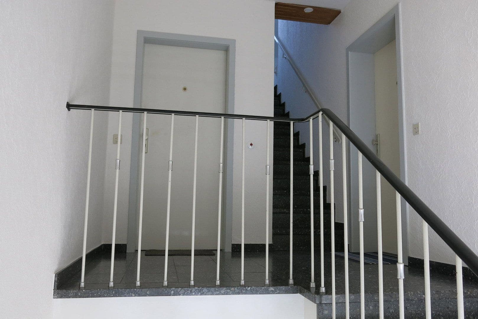 1 bedroom flat to rent, 17 m², Mühlenbroicher Weg 143, Düsseldorf, North Rhine-Westphalia 1 bedroom flat to rent, 17 m², Mühlenbroicher Weg 143, Düsseldorf, North Rhine-Westphalia