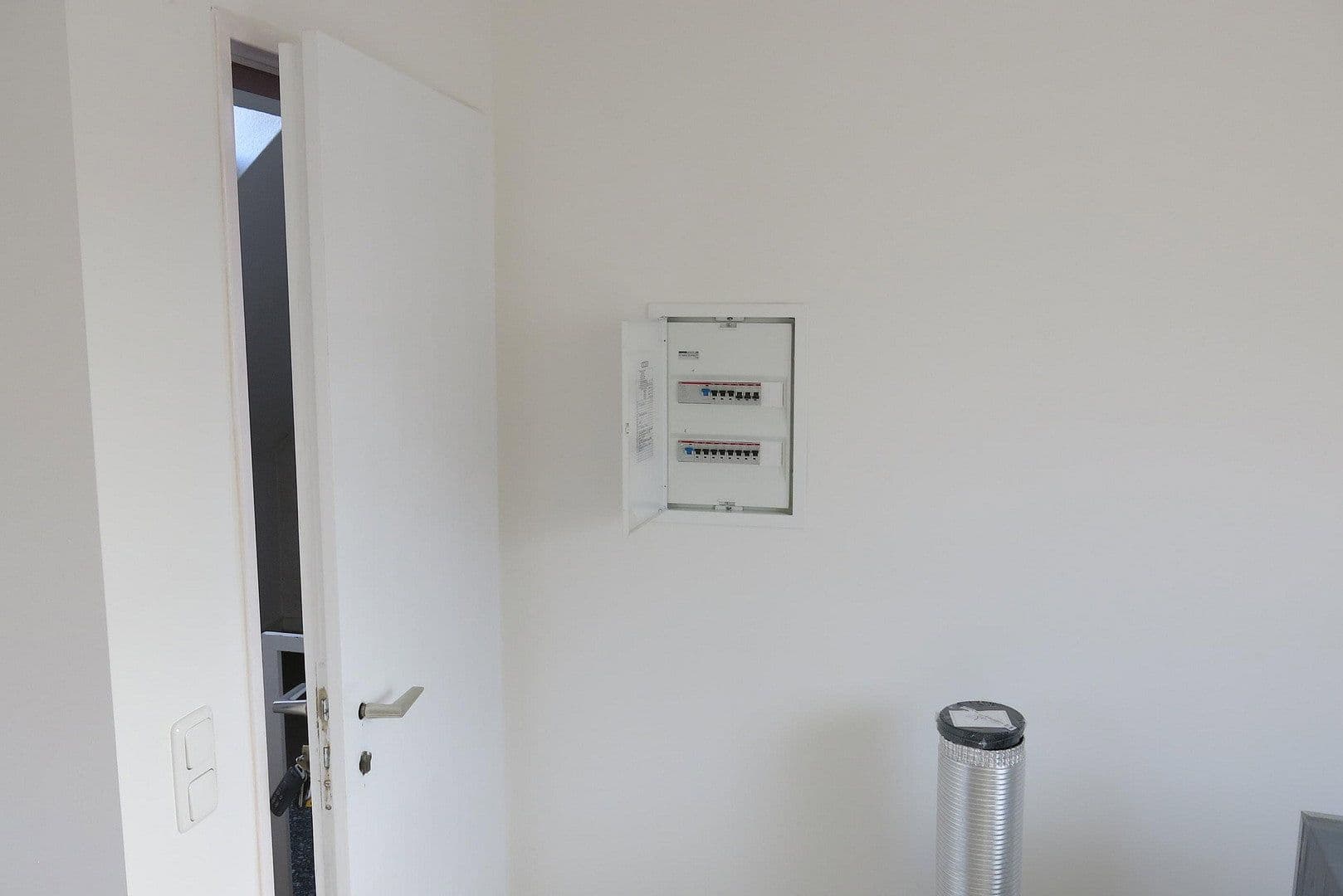 1 bedroom flat to rent, 17 m², Mühlenbroicher Weg 143, Düsseldorf, North Rhine-Westphalia 1 bedroom flat to rent, 17 m², Mühlenbroicher Weg 143, Düsseldorf, North Rhine-Westphalia