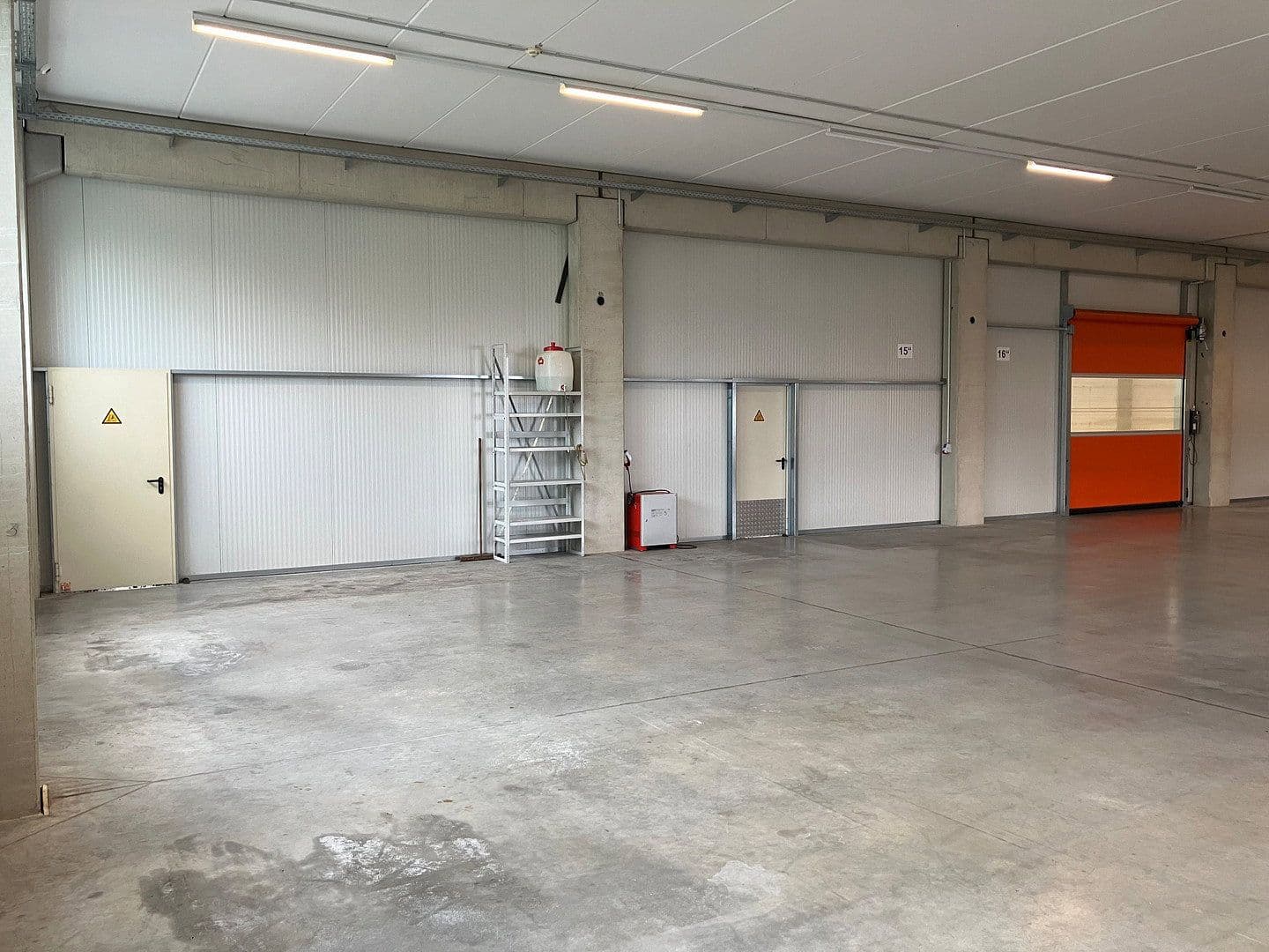 non-residential property to rent, 3,170 m², Tüttleben, Thuringia non-residential property to rent, 3,170 m², Tüttleben, Thuringia