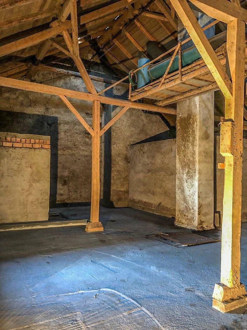 garage to rent, 228 m², Vogtareuth, Bavaria garage to rent, 228 m², Vogtareuth, Bavaria