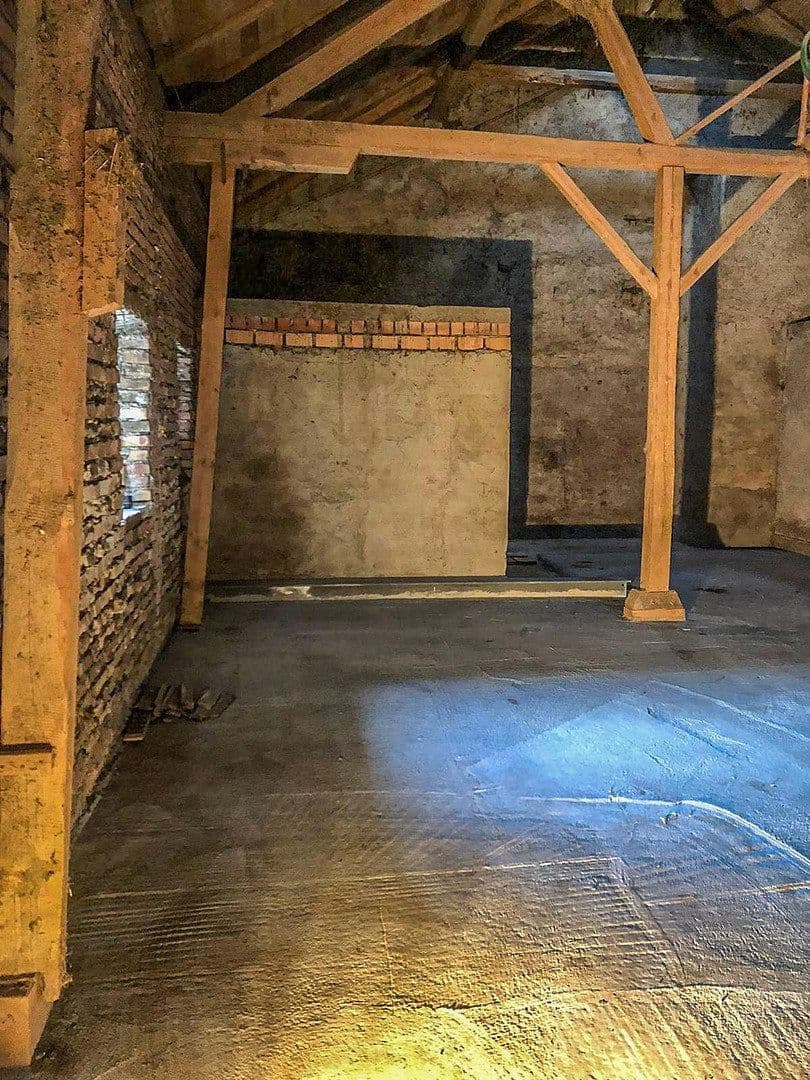 garage to rent, 228 m², Vogtareuth, Bavaria garage to rent, 228 m², Vogtareuth, Bavaria