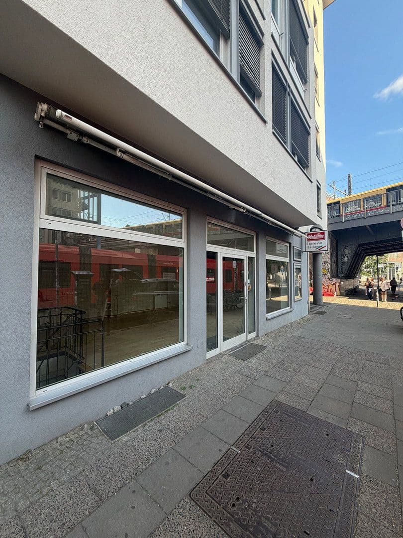 non-residential property to rent, 90 m², Kleine Präsidentenstraße 1, Berlin, Berlin non-residential property to rent, 90 m², Kleine Präsidentenstraße 1, Berlin, Berlin