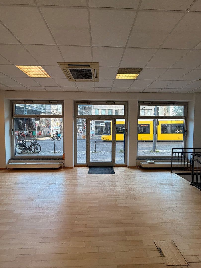 non-residential property to rent, 90 m², Kleine Präsidentenstraße 1, Berlin, Berlin non-residential property to rent, 90 m², Kleine Präsidentenstraße 1, Berlin, Berlin