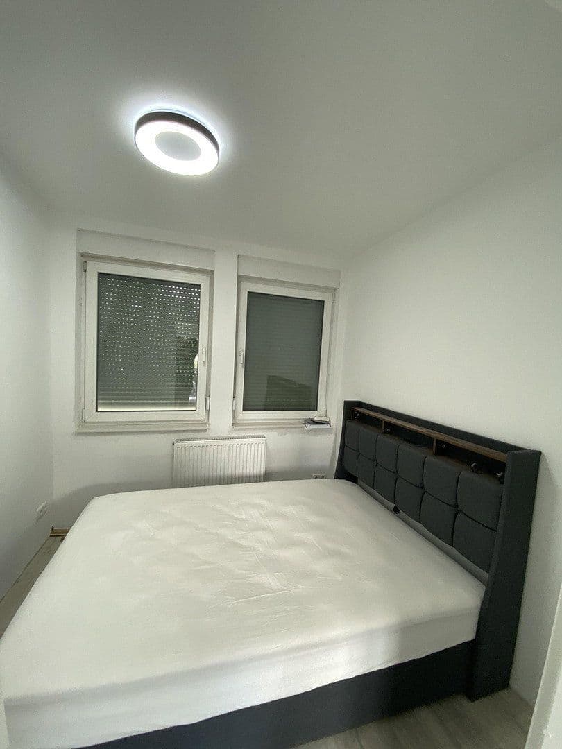 Studio flat to rent, 37 m², Mülheim, North Rhine-Westphalia Studio flat to rent, 37 m², Mülheim, North Rhine-Westphalia