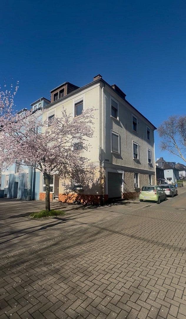 house for sale, 221 m², Nikolausstr. 1, Essen, North Rhine-Westphalia house for sale, 221 m², Nikolausstr. 1, Essen, North Rhine-Westphalia
