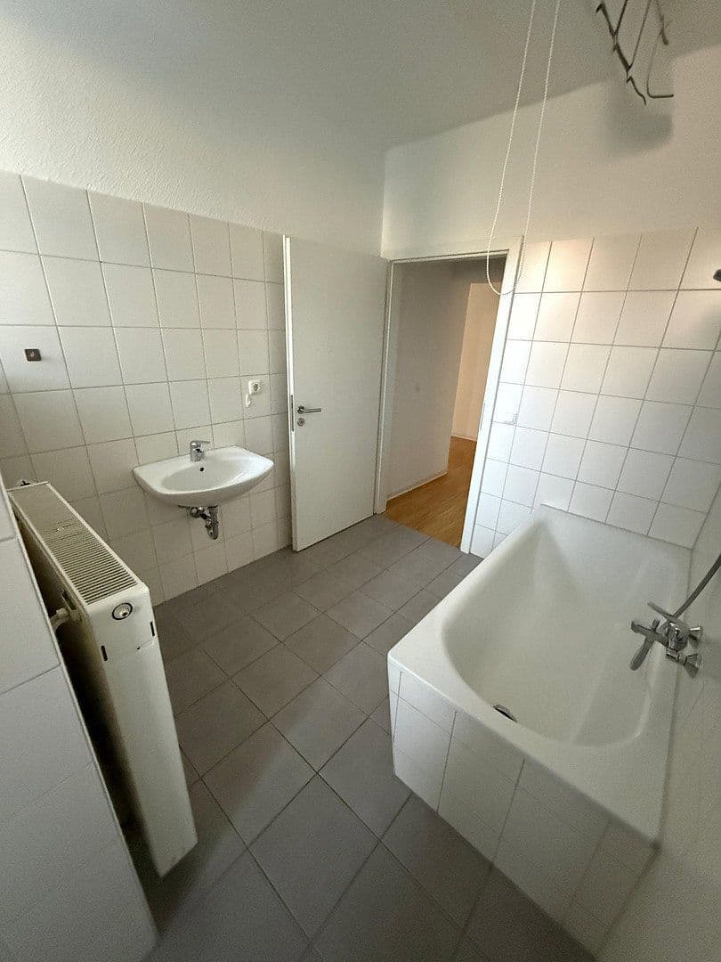 2 bedroom flat to rent, 62 m², Leonhardtstraße 32, Chemnitz, Saxony 2 bedroom flat to rent, 62 m², Leonhardtstraße 32, Chemnitz, Saxony