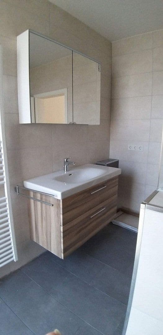 2 bedroom with open-plan kitchen flat to rent, 98 m², Homburg, Saarland 2 bedroom with open-plan kitchen flat to rent, 98 m², Homburg, Saarland