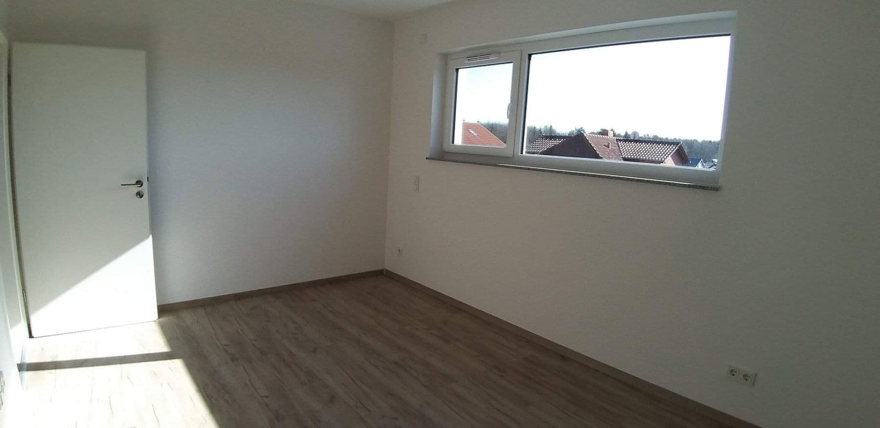 2 bedroom with open-plan kitchen flat to rent, 98 m², Homburg, Saarland 2 bedroom with open-plan kitchen flat to rent, 98 m², Homburg, Saarland
