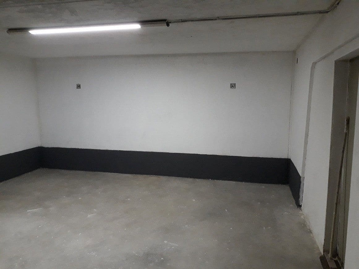 garage to rent, 25 m², Klingsorstrasse 10/Stolzingstrasse 4, München, Bavaria garage to rent, 25 m², Klingsorstrasse 10/Stolzingstrasse 4, München, Bavaria