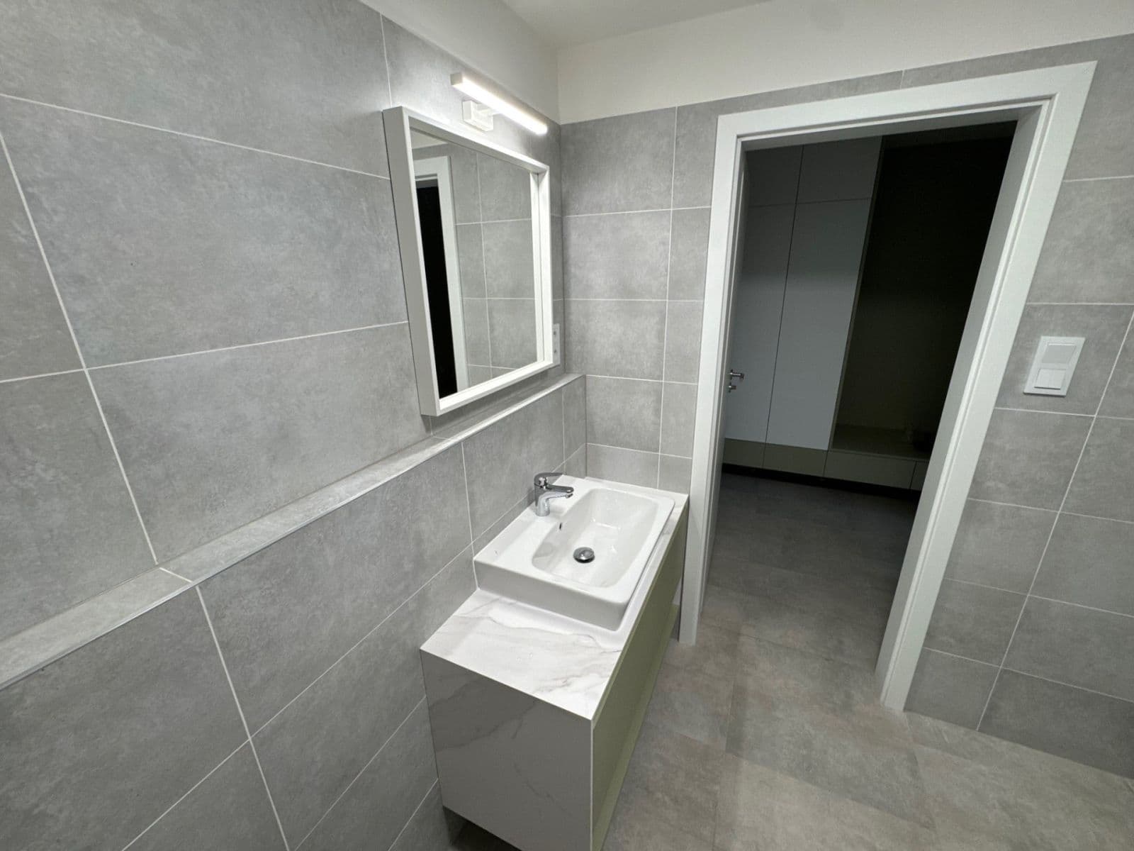 Studio flat to rent, 33 m², Strančická, Prague, Prague Studio flat to rent, 33 m², Strančická, Prague, Prague