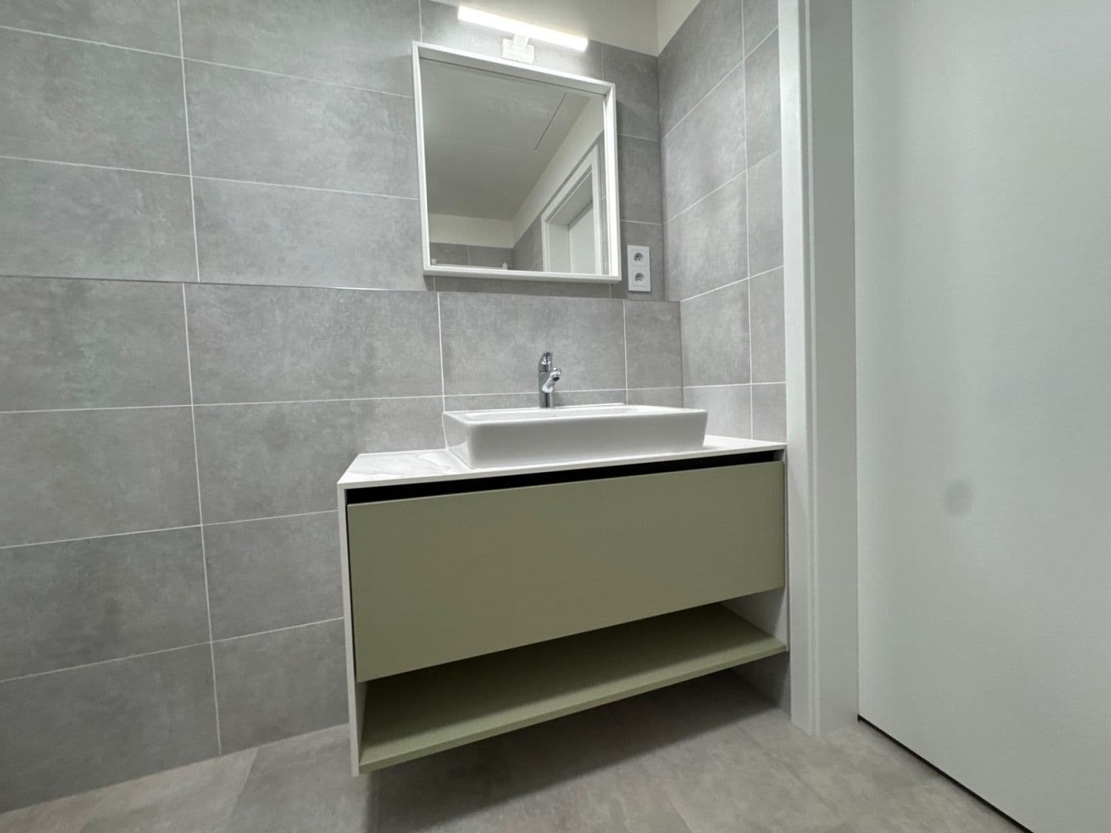 Studio flat to rent, 33 m², Strančická, Prague, Prague Studio flat to rent, 33 m², Strančická, Prague, Prague