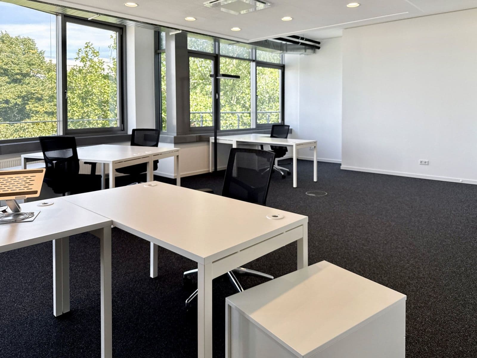 office to rent, 780 m², Ludwig-Erhard-Platz 1, Leverkusen, North Rhine-Westphalia office to rent, 780 m², Ludwig-Erhard-Platz 1, Leverkusen, North Rhine-Westphalia