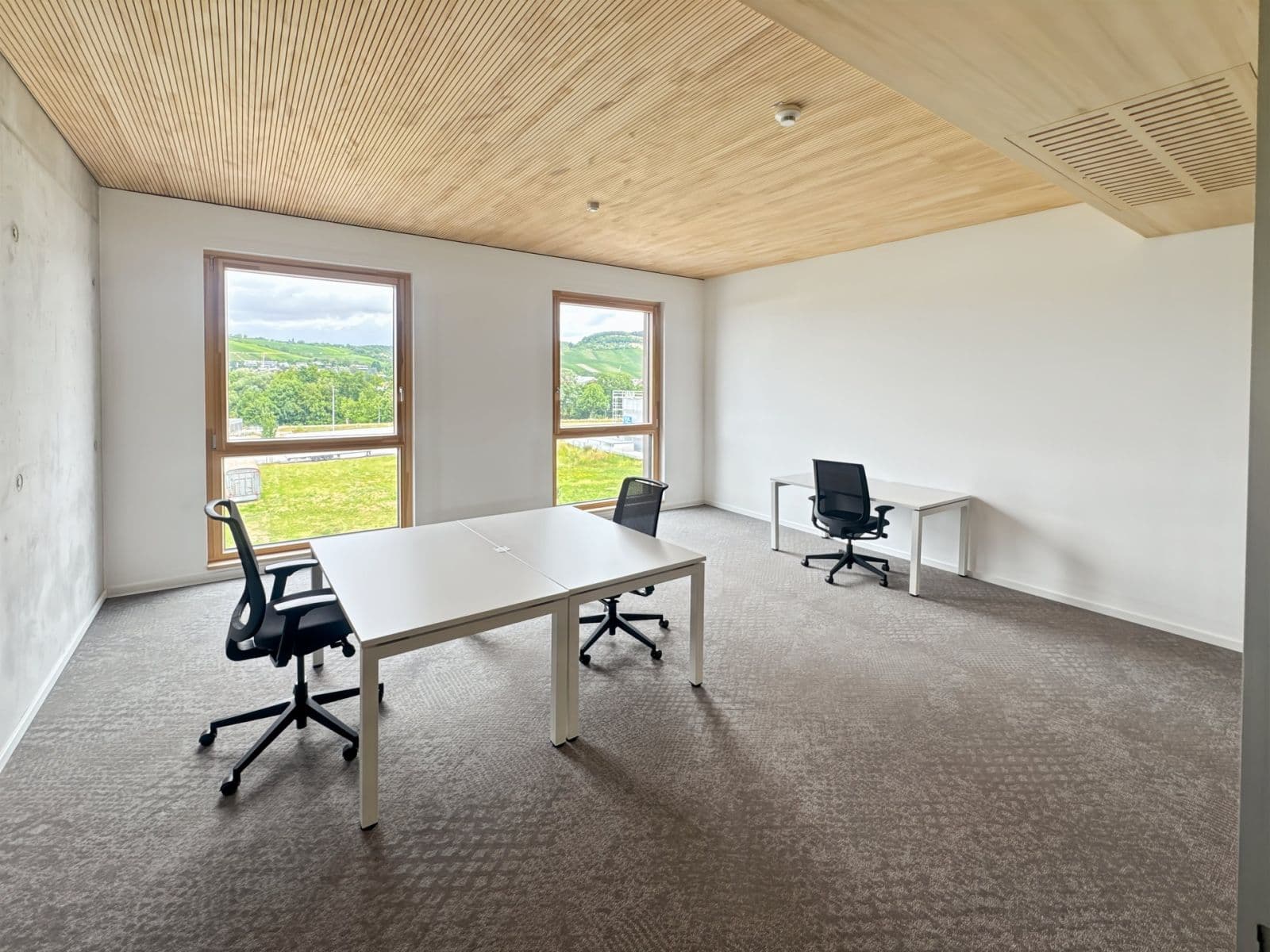 office to rent, 600 m², Friedrich-Henning-Straße 17, Metzingen, Baden-Württemberg office to rent, 600 m², Friedrich-Henning-Straße 17, Metzingen, Baden-Württemberg