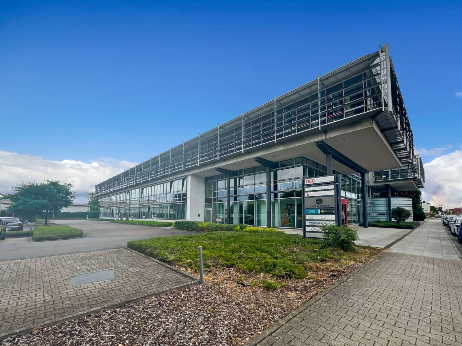 office to rent, 873 m², Carl-Benz-Str. 9-11, Schwetzingen, Baden-Württemberg office to rent, 873 m², Carl-Benz-Str. 9-11, Schwetzingen, Baden-Württemberg