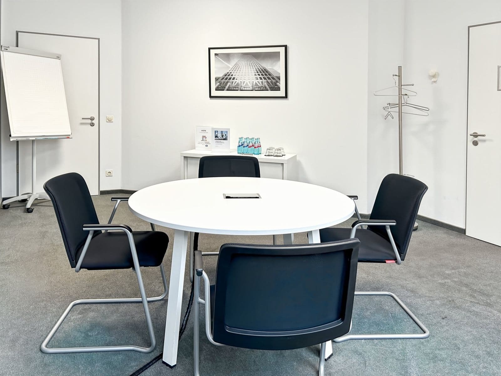 office to rent, 987 m², Dornhofstrasse 34, Neu-Isenburg, Hesse office to rent, 987 m², Dornhofstrasse 34, Neu-Isenburg, Hesse