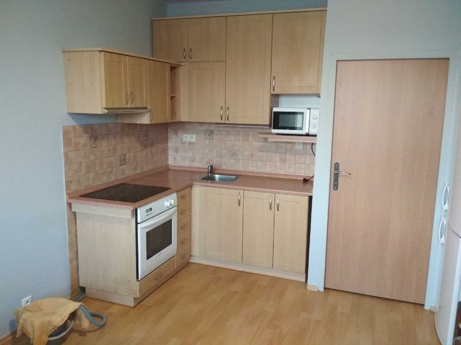 Studio flat for sale, 25 m², 28. října, Neratovice, Středočeský Region Studio flat for sale, 25 m², 28. října, Neratovice, Středočeský Region