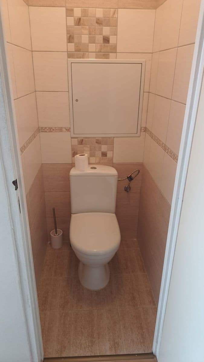 Small studio flat to rent, 23 m², Nad Lesním divadlem, Prague, Prague Small studio flat to rent, 23 m², Nad Lesním divadlem, Prague, Prague