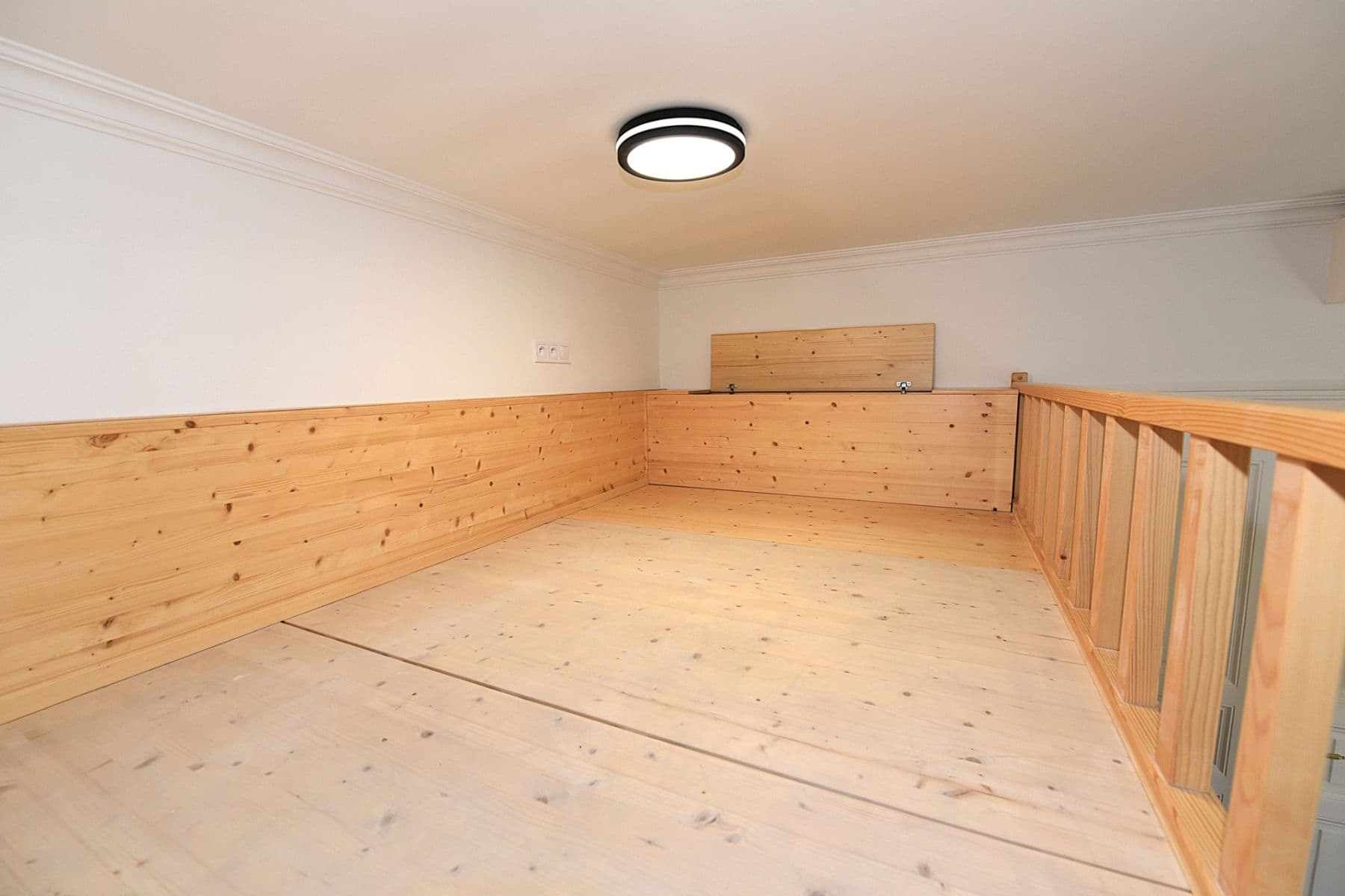 3 bedroom with open-plan kitchen flat to rent, 84 m², Palackého, Prague, Prague 3 bedroom with open-plan kitchen flat to rent, 84 m², Palackého, Prague, Prague