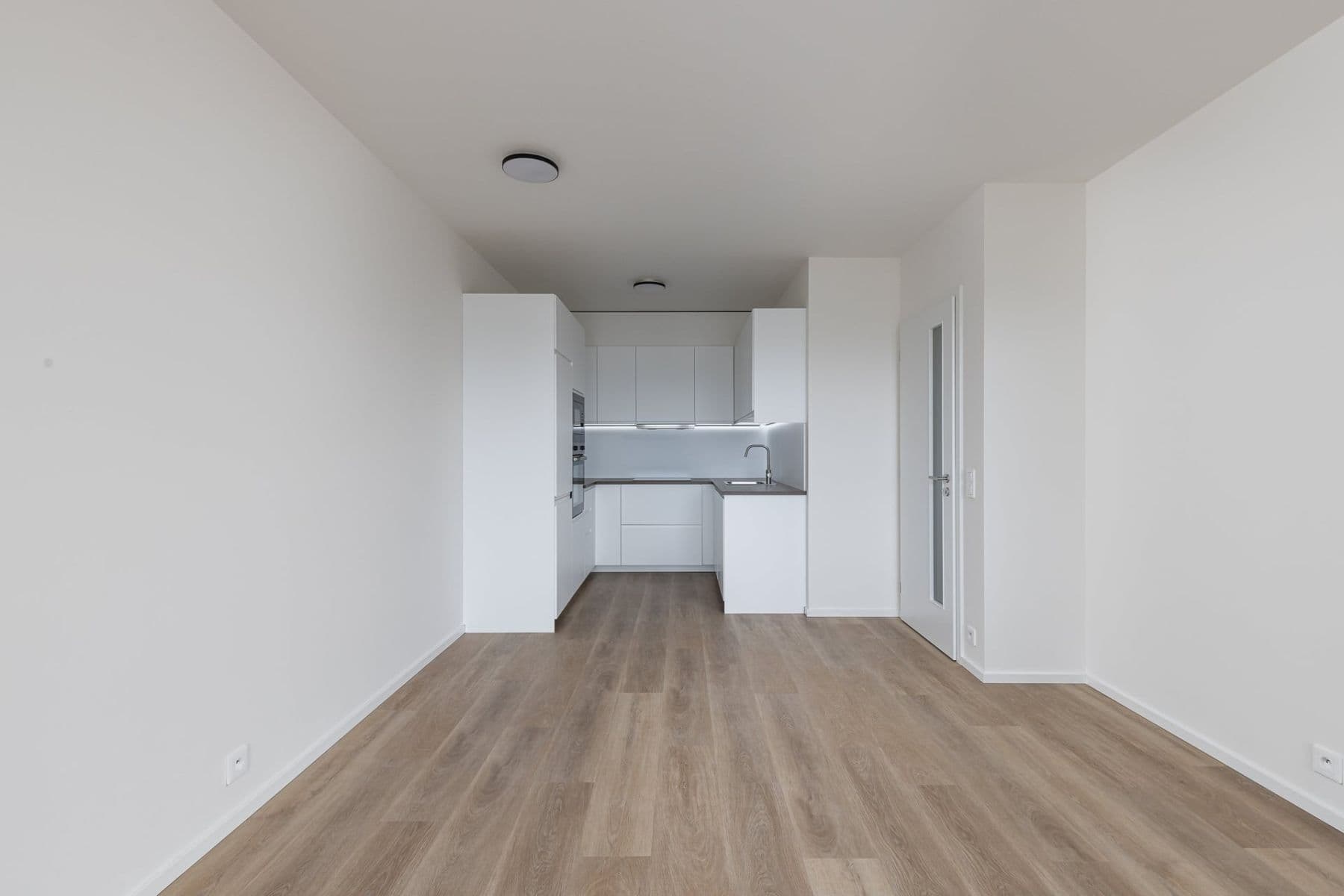 1 bedroom with open-plan kitchen flat to rent, 52 m², Waltariho, Prague, Prague 1 bedroom with open-plan kitchen flat to rent, 52 m², Waltariho, Prague, Prague