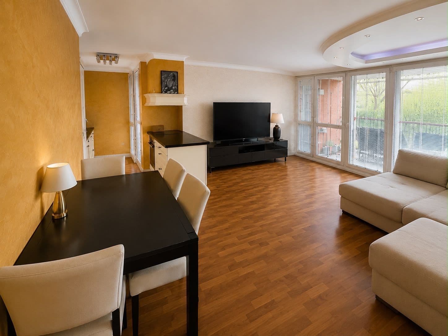 2 bedroom with open-plan kitchen flat to rent, 83 m², Vřesová, Prague, Prague 2 bedroom with open-plan kitchen flat to rent, 83 m², Vřesová, Prague, Prague