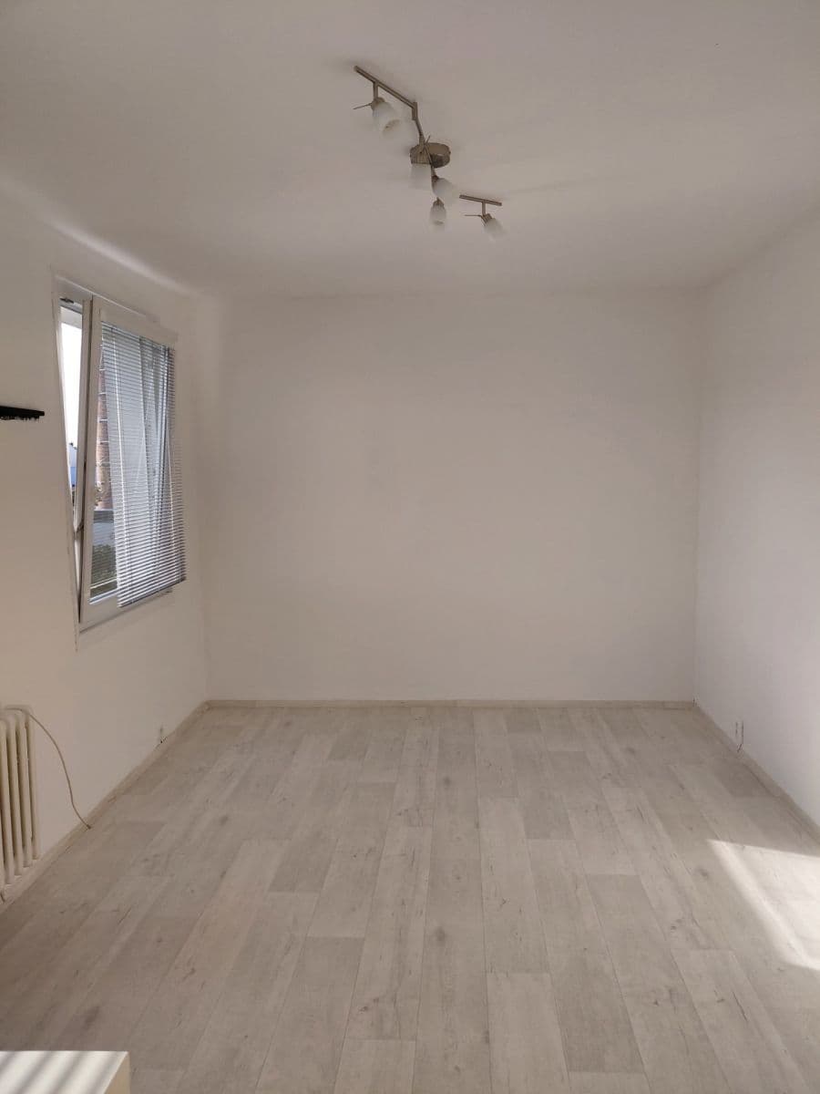 3 bedroom flat to rent, 79 m², Suvorovova, Klatovy, Plzeňský Region 3 bedroom flat to rent, 79 m², Suvorovova, Klatovy, Plzeňský Region