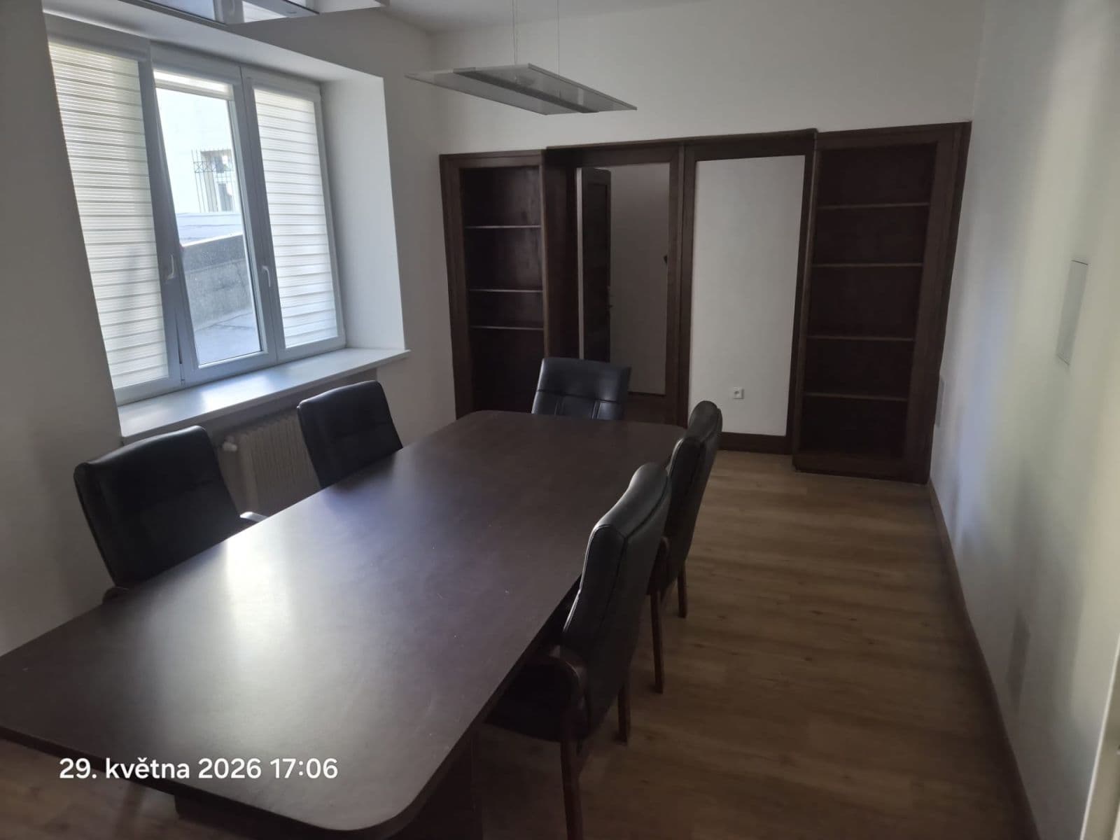 6 bedroom with open-plan kitchen flat to rent, 167 m², Purkyňova, Ostrava, Moravskoslezský Region 6 bedroom with open-plan kitchen flat to rent, 167 m², Purkyňova, Ostrava, Moravskoslezský Region