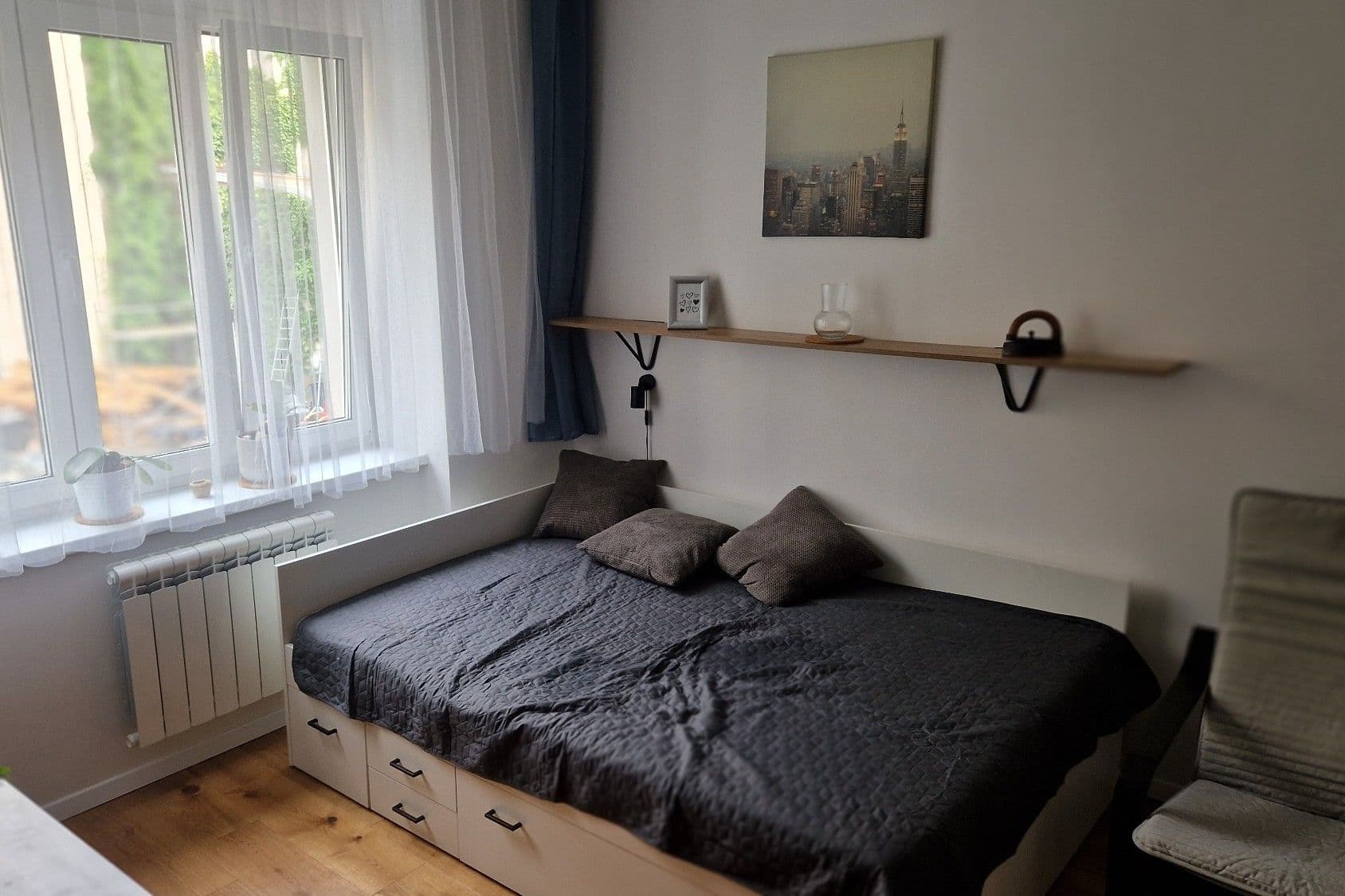 Studio flat to rent, 32 m², Petrohradská, Prague, Prague Studio flat to rent, 32 m², Petrohradská, Prague, Prague