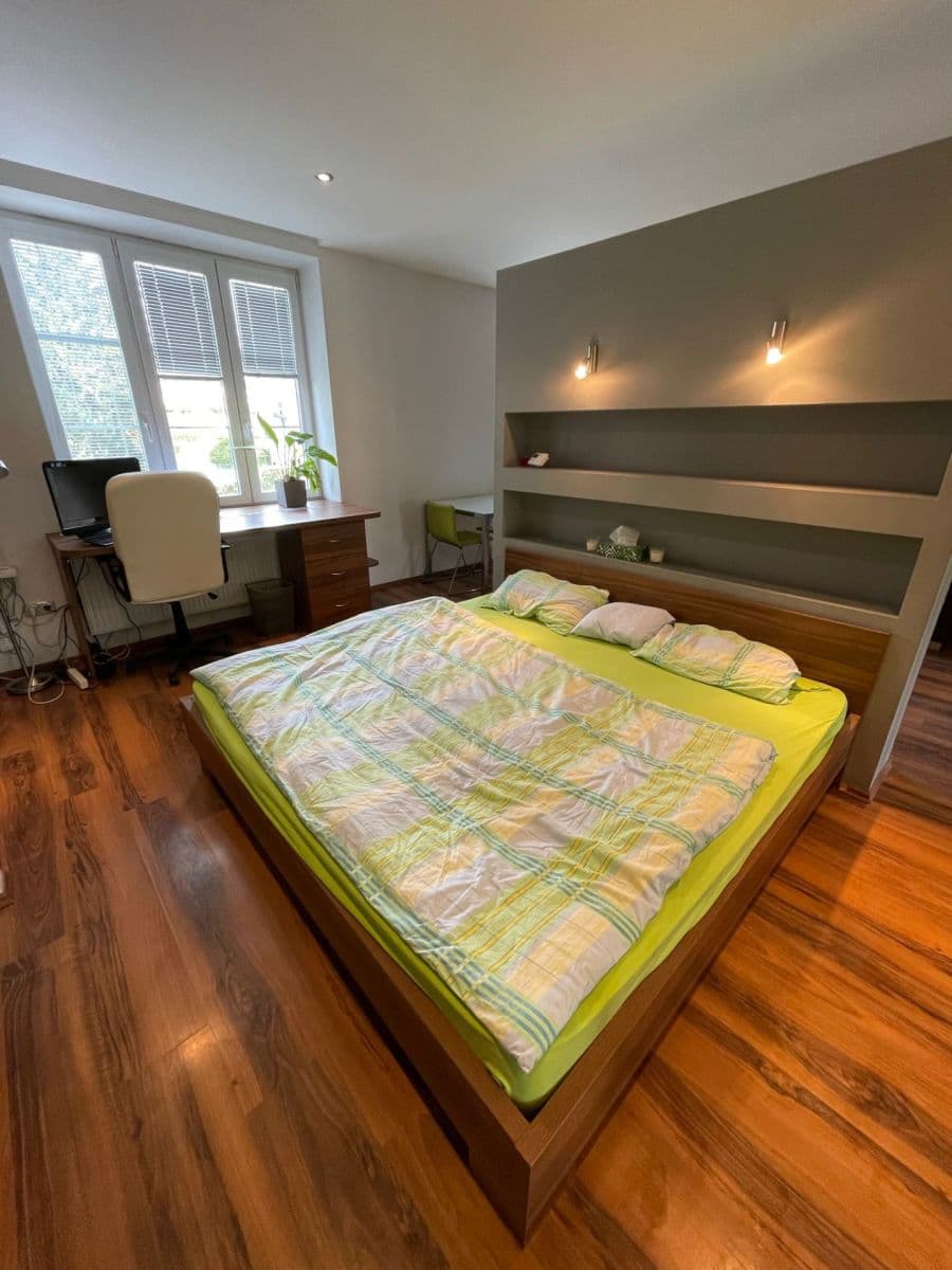 1 bedroom with open-plan kitchen flat to rent, 64 m², Kuldova, Brno, Jihomoravský Region 1 bedroom with open-plan kitchen flat to rent, 64 m², Kuldova, Brno, Jihomoravský Region