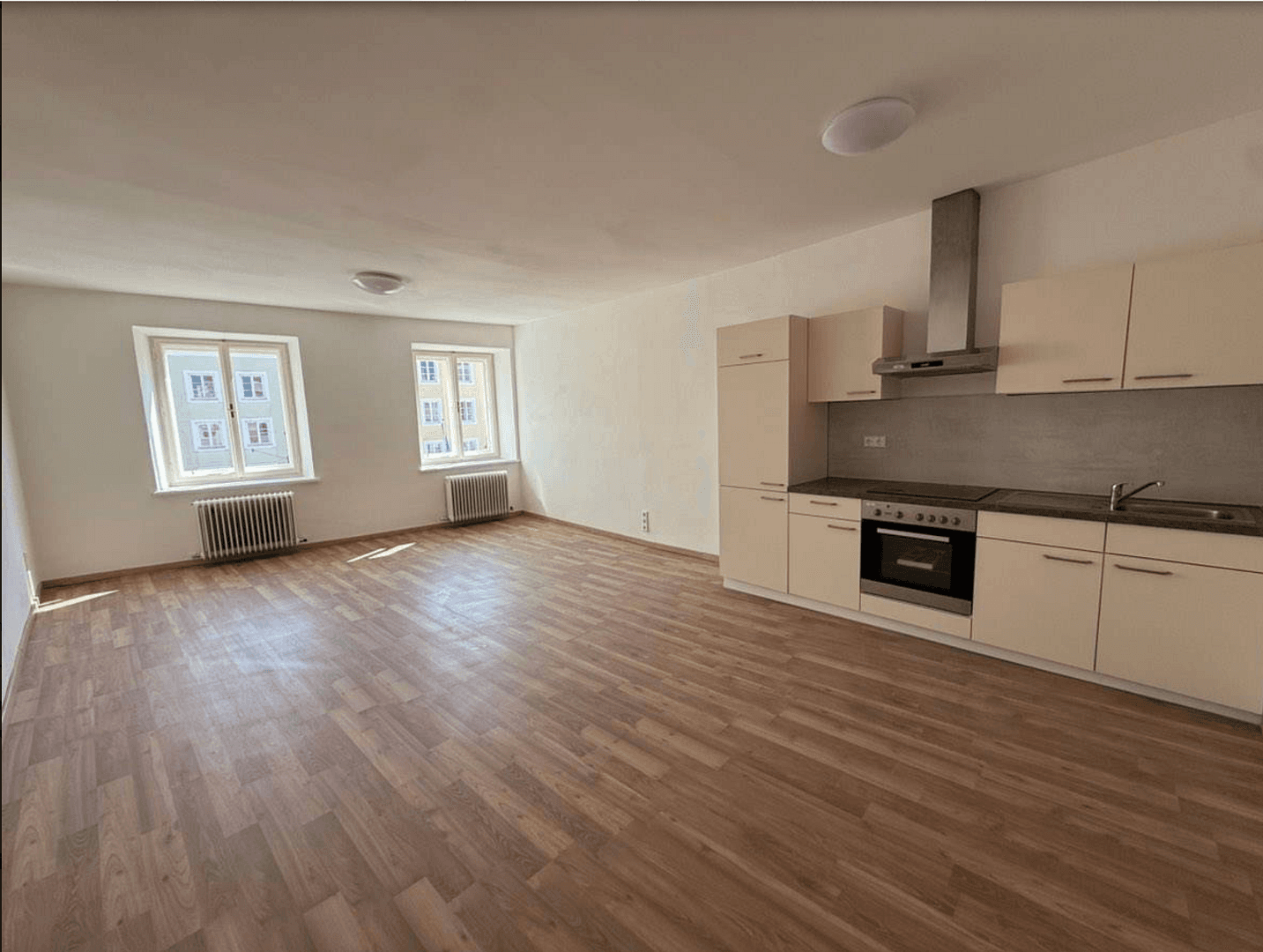 2 bedroom flat to rent, 54 m², Stadtplatz 15, Braunau am Inn, Upper Austria 2 bedroom flat to rent, 54 m², Stadtplatz 15, Braunau am Inn, Upper Austria