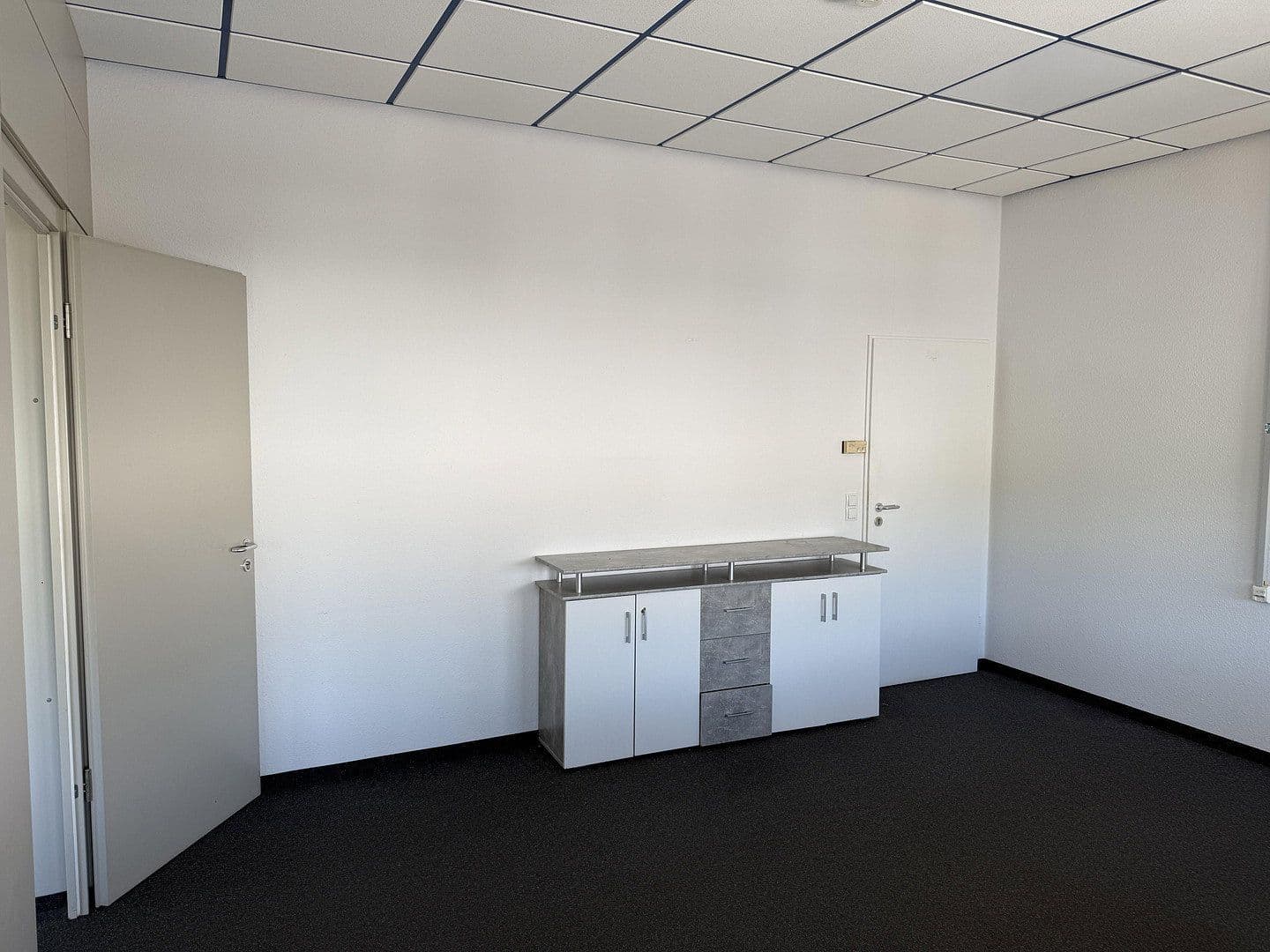 office to rent, 61 m², Industriestraße 23a, Lauf an der Pegnitz, Bavaria office to rent, 61 m², Industriestraße 23a, Lauf an der Pegnitz, Bavaria