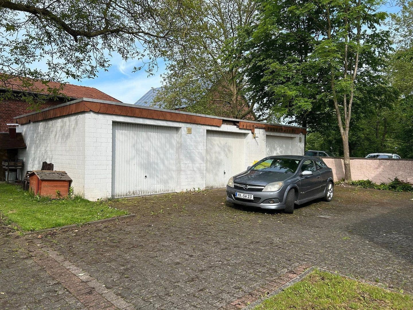 garage to rent, 23 m², Steinheim, North Rhine-Westphalia garage to rent, 23 m², Steinheim, North Rhine-Westphalia