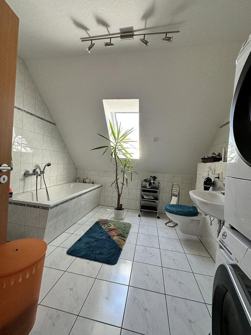 4 bedroom with open-plan kitchen flat to rent, 160 m², Sickingenstraße 5, Magdeburg, Saxony-Anhalt 4 bedroom with open-plan kitchen flat to rent, 160 m², Sickingenstraße 5, Magdeburg, Saxony-Anhalt