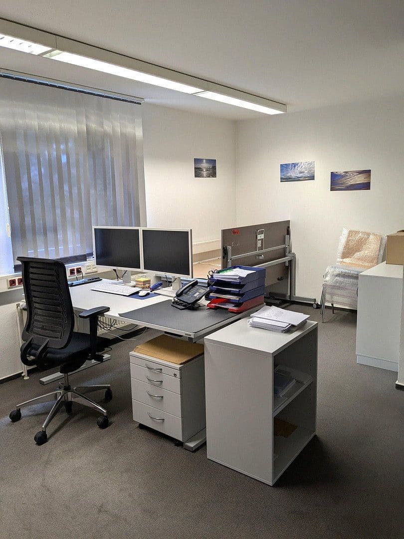 office to rent, 480 m², Adersheimer Straße 17, Wolfenbüttel, Lower Saxony office to rent, 480 m², Adersheimer Straße 17, Wolfenbüttel, Lower Saxony