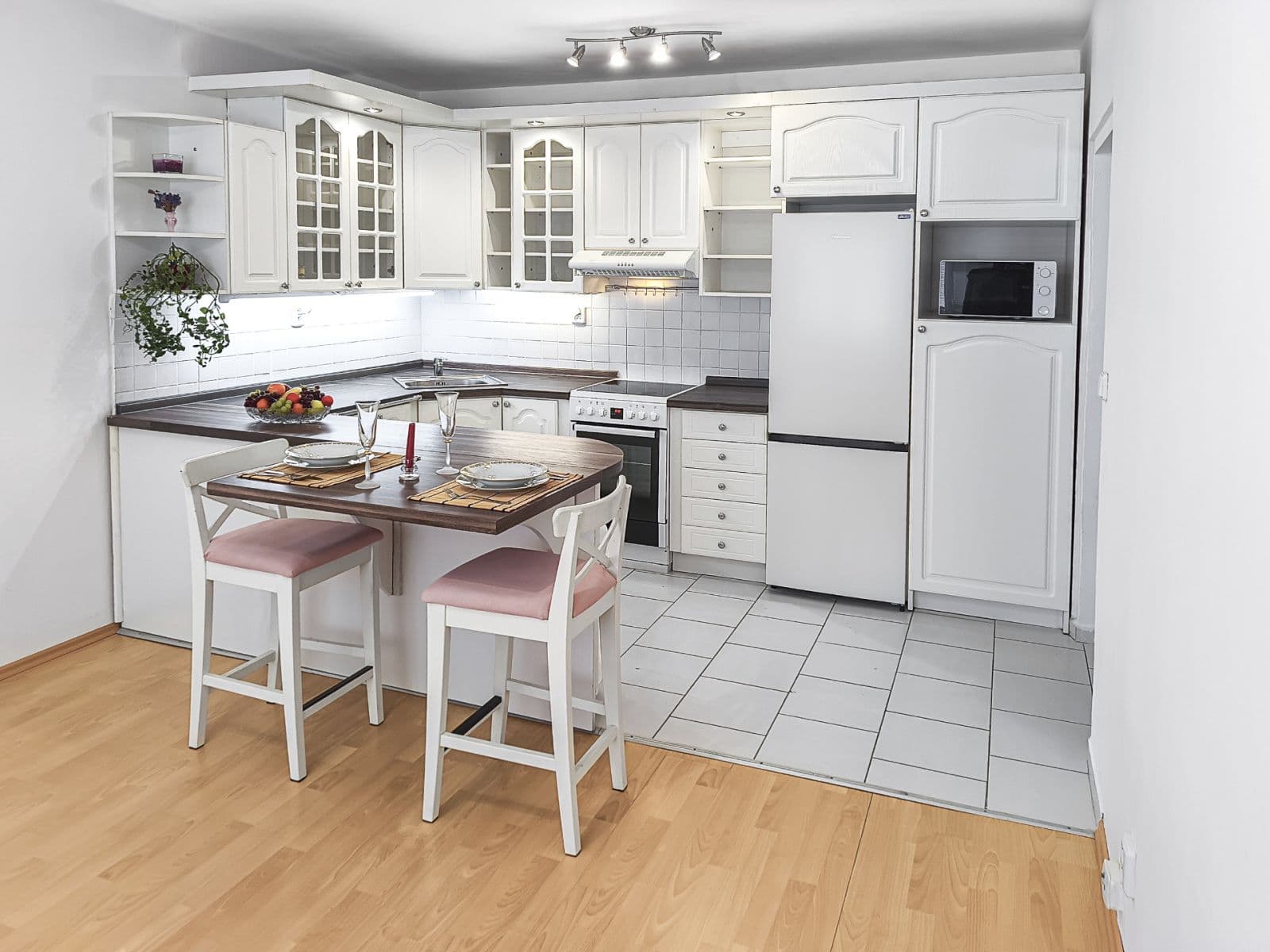 1 bedroom with open-plan kitchen flat to rent, 40 m², Štúrova, Prague, Prague 1 bedroom with open-plan kitchen flat to rent, 40 m², Štúrova, Prague, Prague