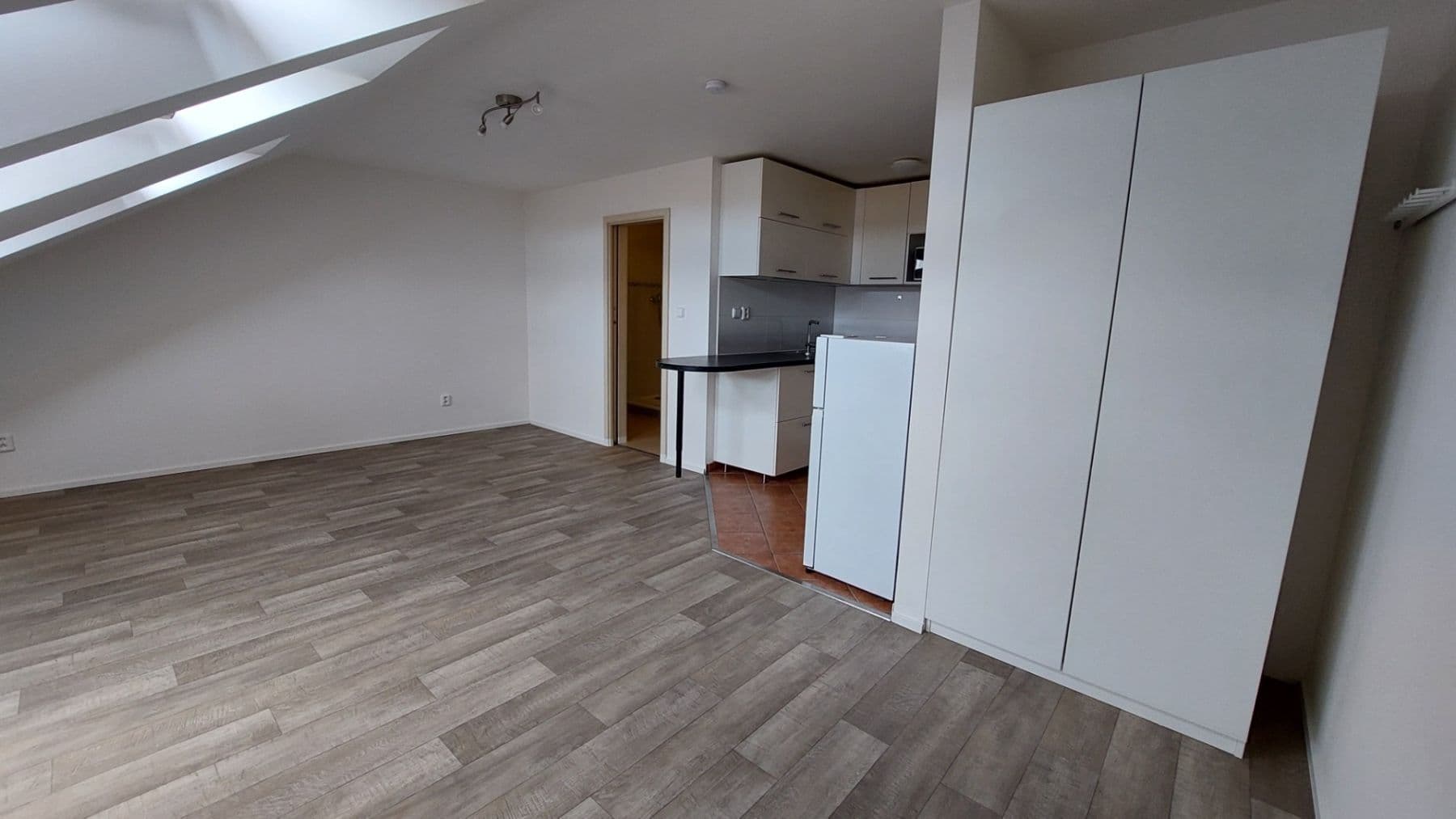 Studio flat to rent, 42 m², Kotlářská, Brno, Jihomoravský Region Studio flat to rent, 42 m², Kotlářská, Brno, Jihomoravský Region