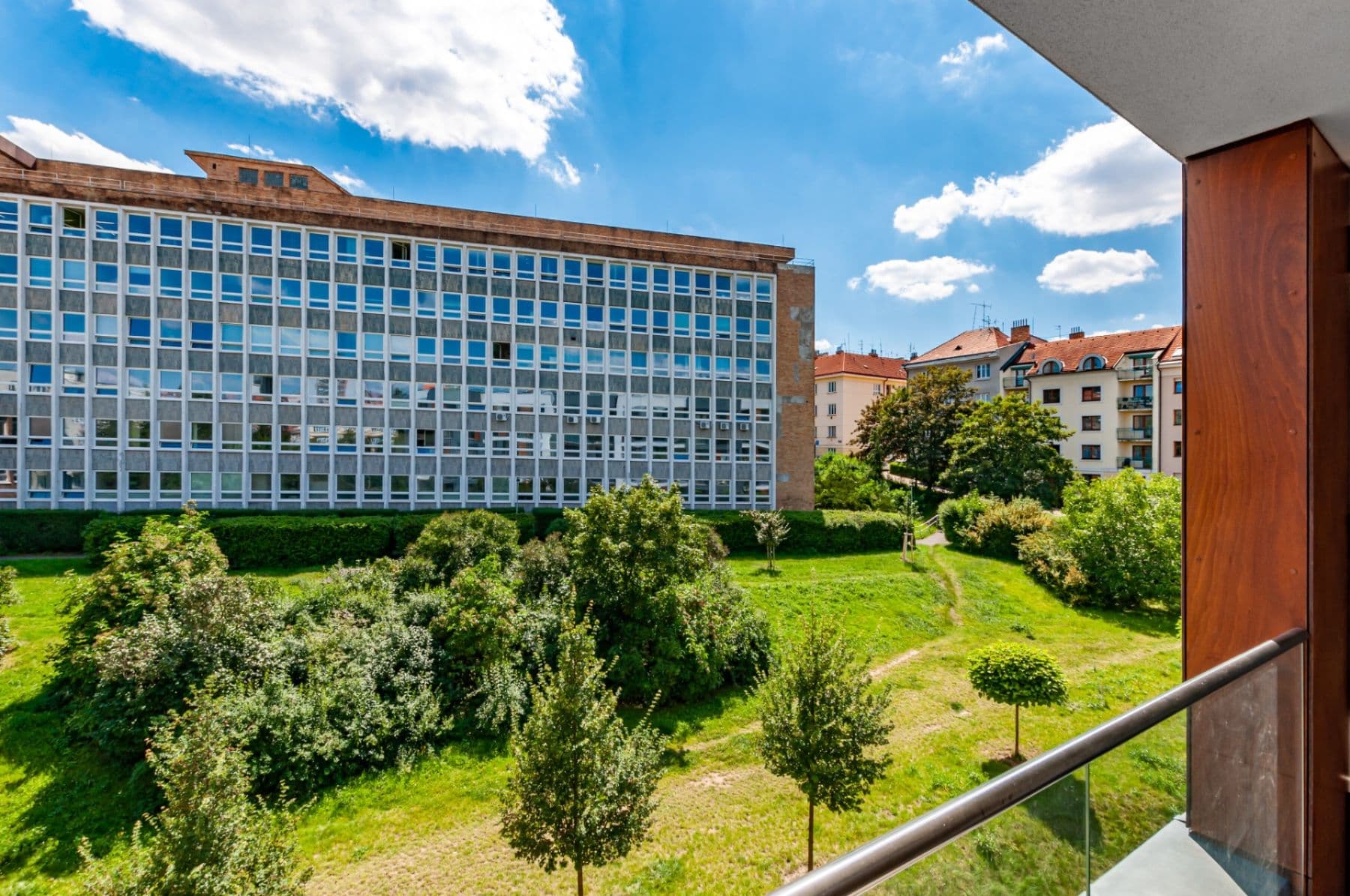1 bedroom with open-plan kitchen flat to rent, 62 m², Patočkova, Prague, Prague 1 bedroom with open-plan kitchen flat to rent, 62 m², Patočkova, Prague, Prague