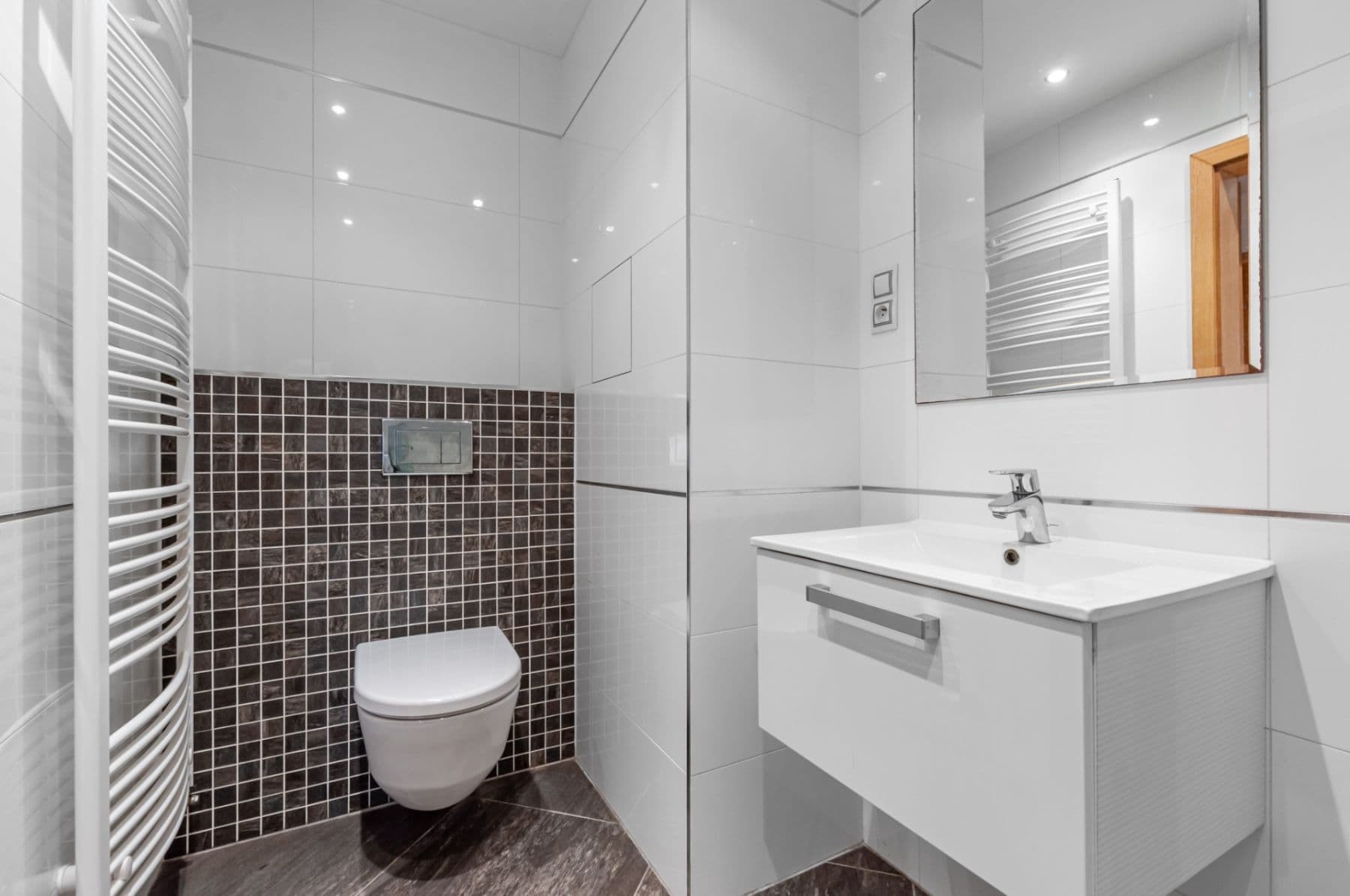 1 bedroom with open-plan kitchen flat to rent, 62 m², Patočkova, Prague, Prague 1 bedroom with open-plan kitchen flat to rent, 62 m², Patočkova, Prague, Prague