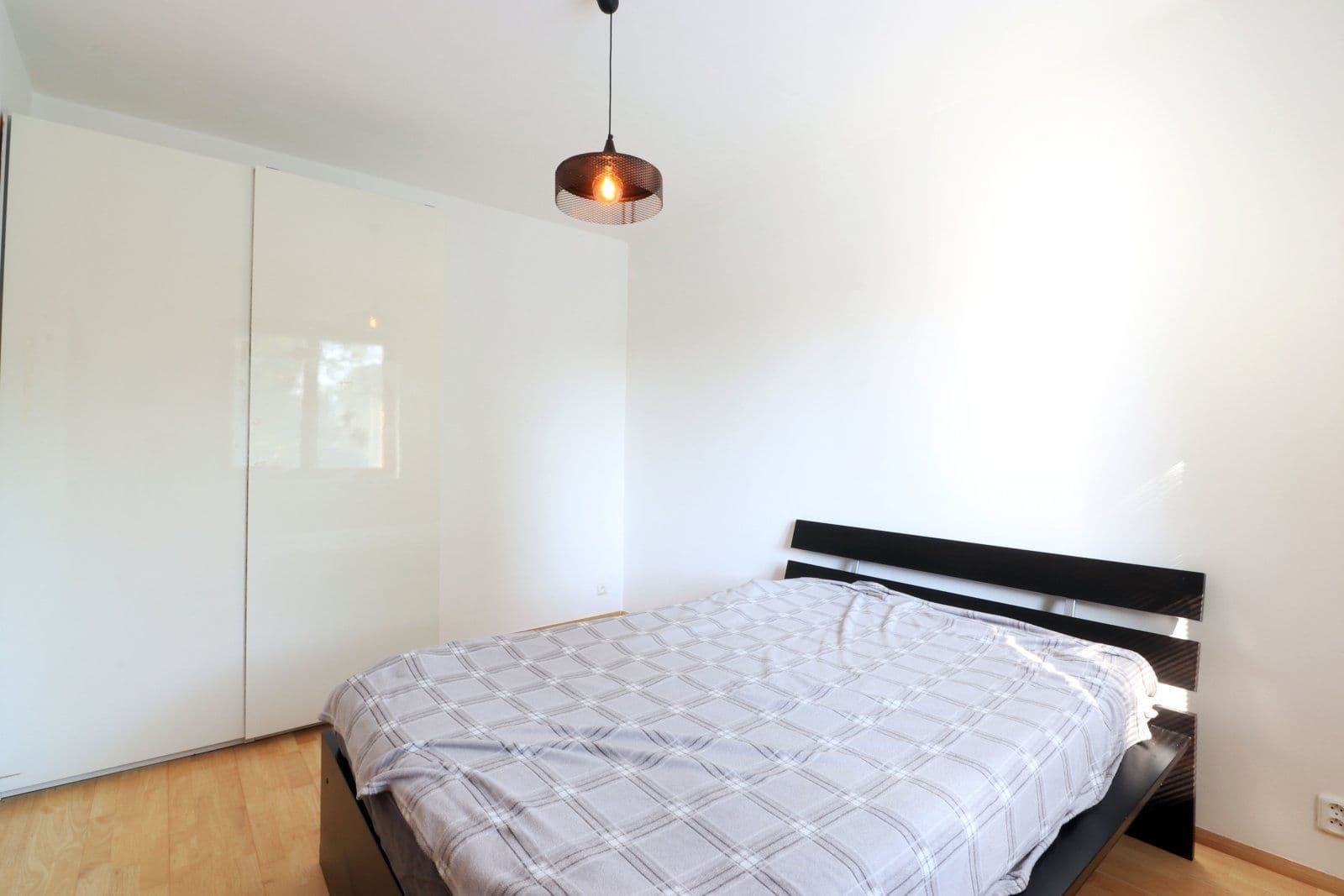 2 bedroom with open-plan kitchen flat to rent, 55 m², Za Lidovým domem, Prague, Prague 2 bedroom with open-plan kitchen flat to rent, 55 m², Za Lidovým domem, Prague, Prague