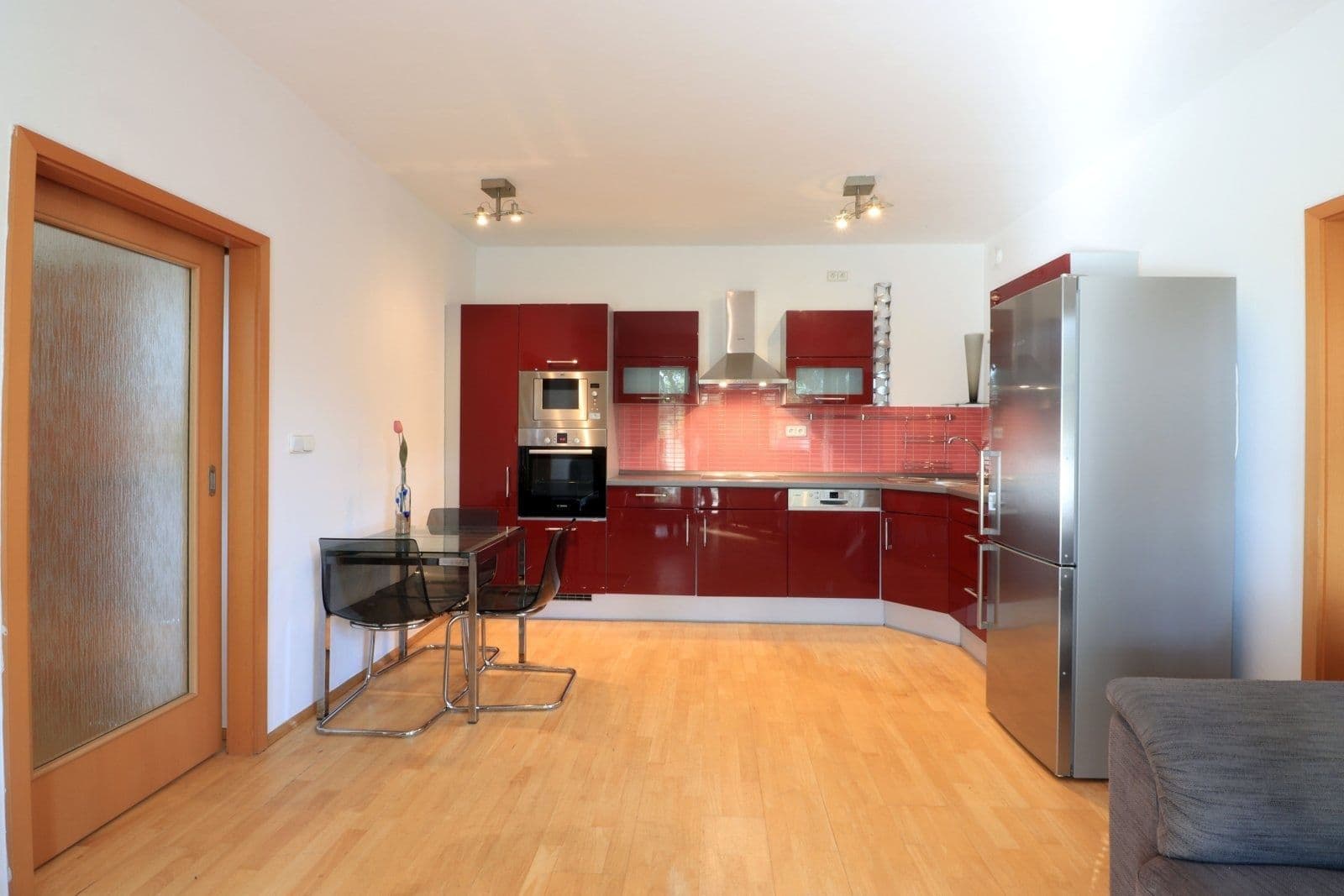 2 bedroom with open-plan kitchen flat to rent, 55 m², Za Lidovým domem, Prague, Prague 2 bedroom with open-plan kitchen flat to rent, 55 m², Za Lidovým domem, Prague, Prague