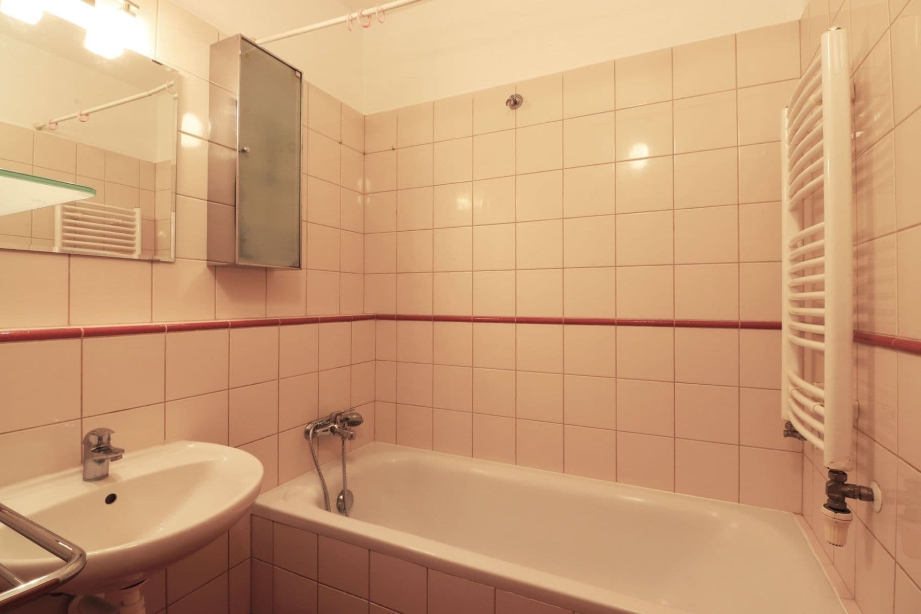 2 bedroom with open-plan kitchen flat to rent, 55 m², Za Lidovým domem, Prague, Prague 2 bedroom with open-plan kitchen flat to rent, 55 m², Za Lidovým domem, Prague, Prague