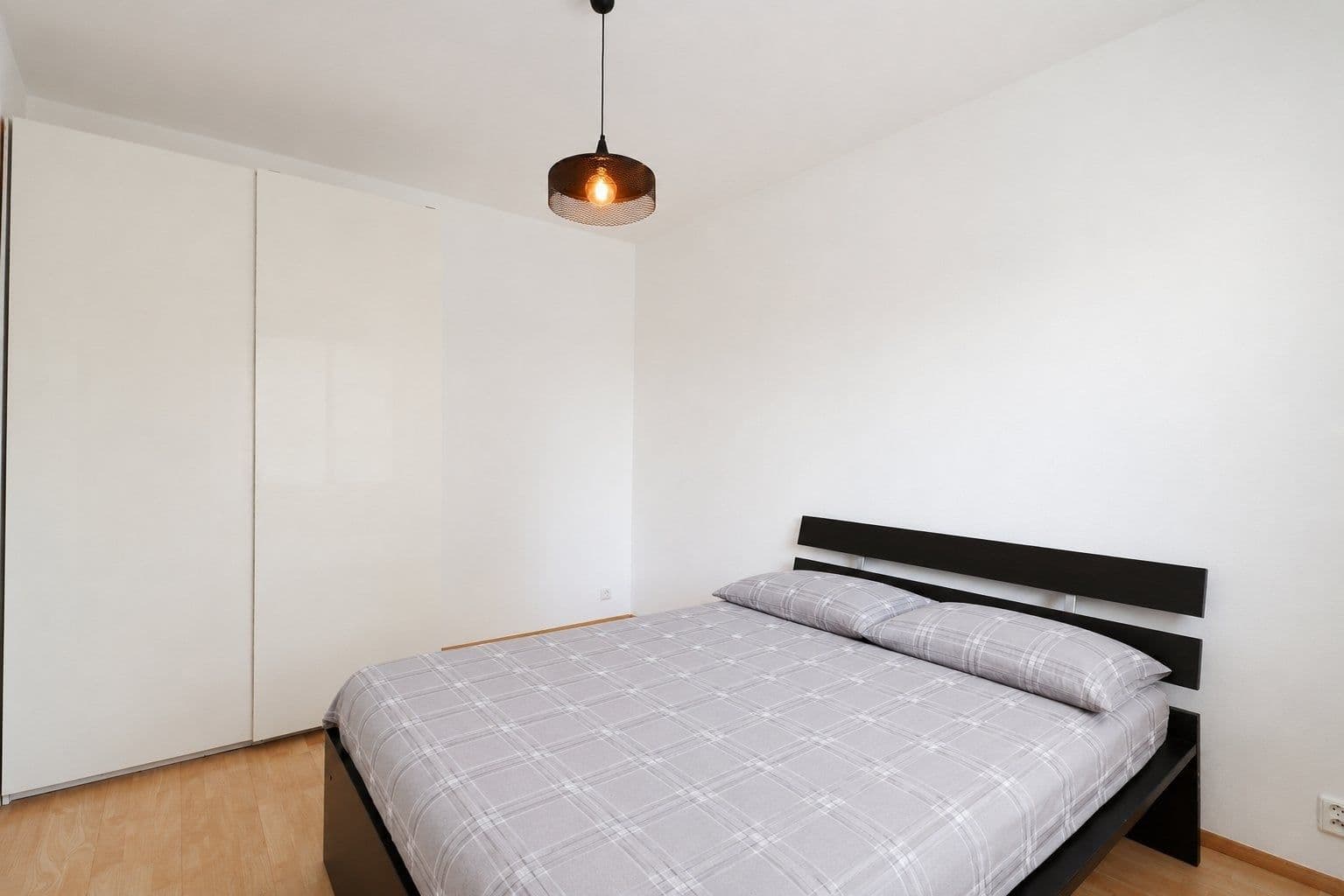 2 bedroom with open-plan kitchen flat to rent, 55 m², Za Lidovým domem, Prague, Prague 2 bedroom with open-plan kitchen flat to rent, 55 m², Za Lidovým domem, Prague, Prague