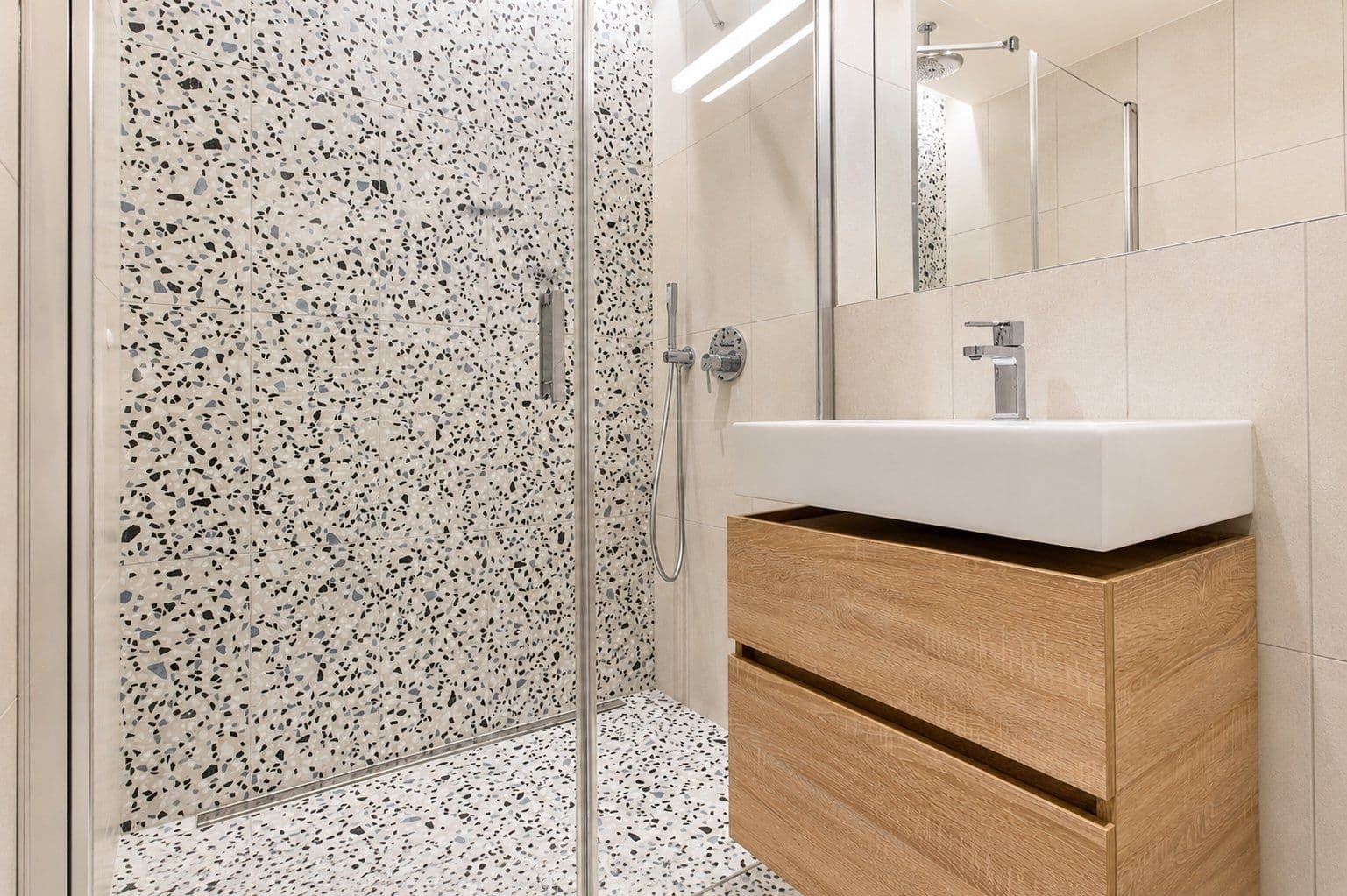 Studio flat to rent, 37 m², U Komína, Prague, Prague Studio flat to rent, 37 m², U Komína, Prague, Prague