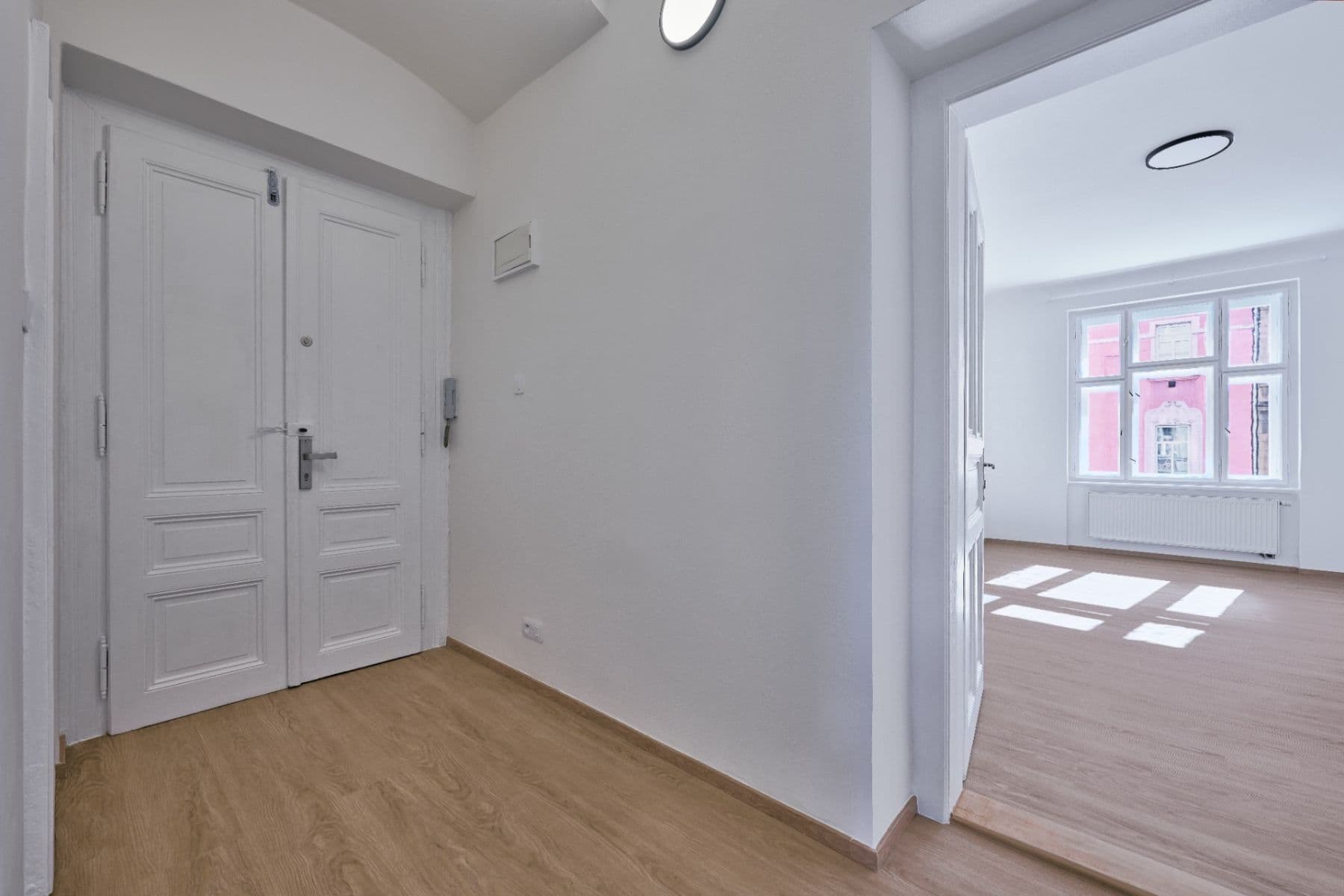 1 bedroom with open-plan kitchen flat to rent, 51 m², Braunerova, Prague, Prague 1 bedroom with open-plan kitchen flat to rent, 51 m², Braunerova, Prague, Prague