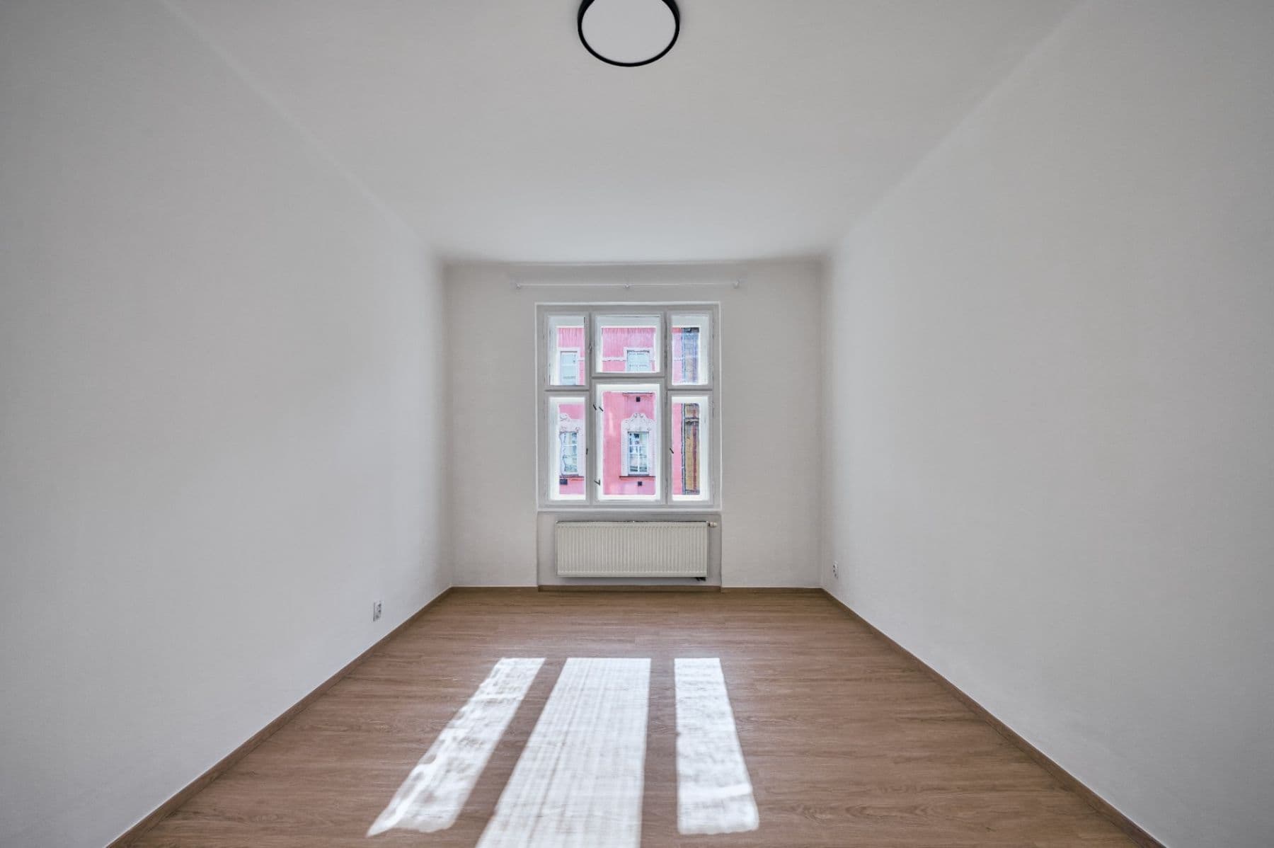1 bedroom with open-plan kitchen flat to rent, 51 m², Braunerova, Prague, Prague 1 bedroom with open-plan kitchen flat to rent, 51 m², Braunerova, Prague, Prague