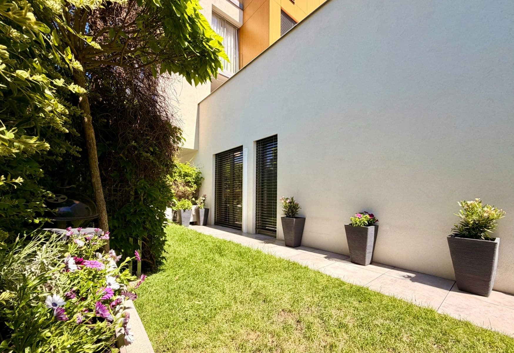 2 bedroom with open-plan kitchen flat for sale, 97 m², Nesvadbova, Prague, Prague 2 bedroom with open-plan kitchen flat for sale, 97 m², Nesvadbova, Prague, Prague