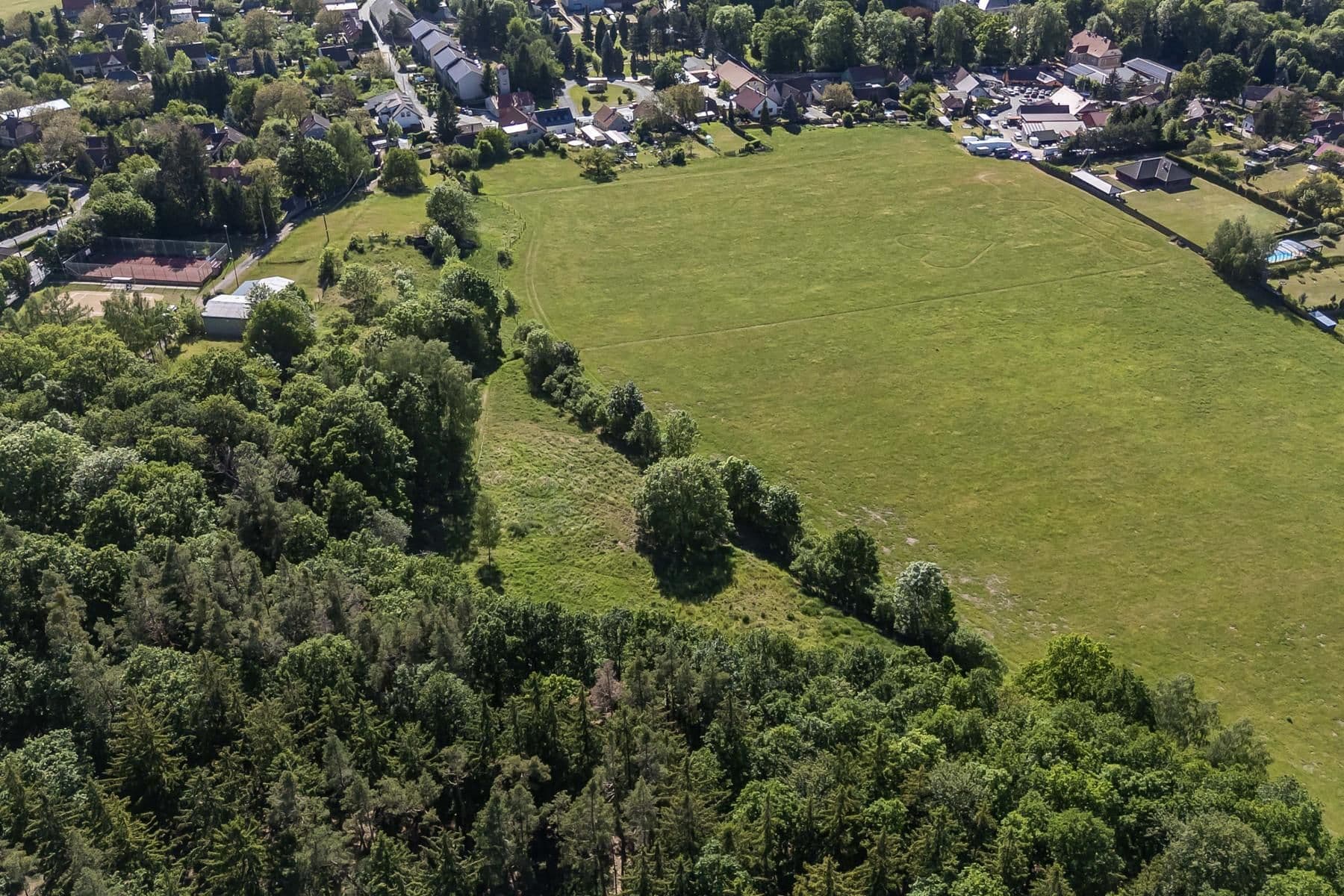 plot for sale, 4,612 m², Hluboš, Středočeský Region plot for sale, 4,612 m², Hluboš, Středočeský Region