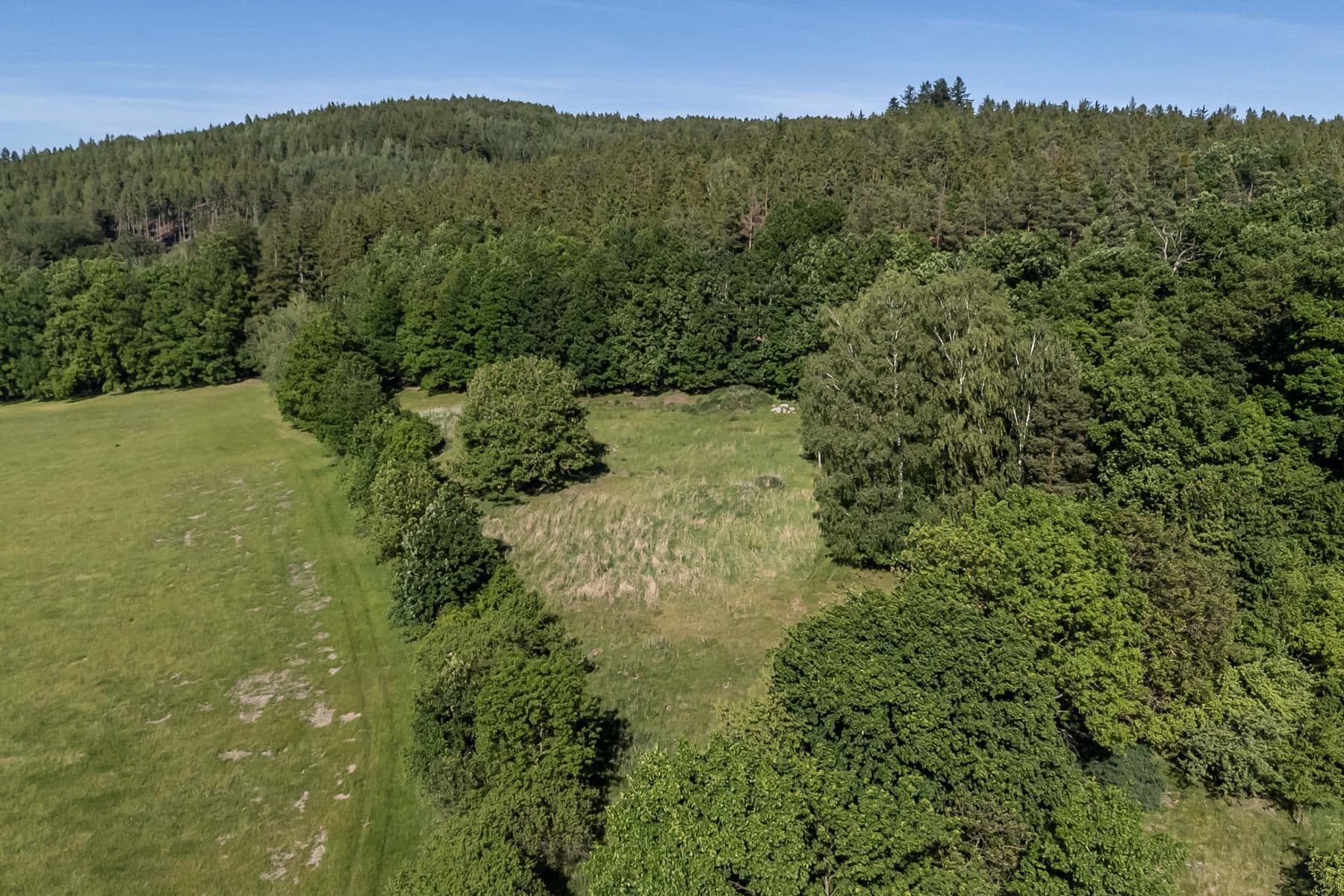 plot for sale, 4,612 m², Hluboš, Středočeský Region plot for sale, 4,612 m², Hluboš, Středočeský Region