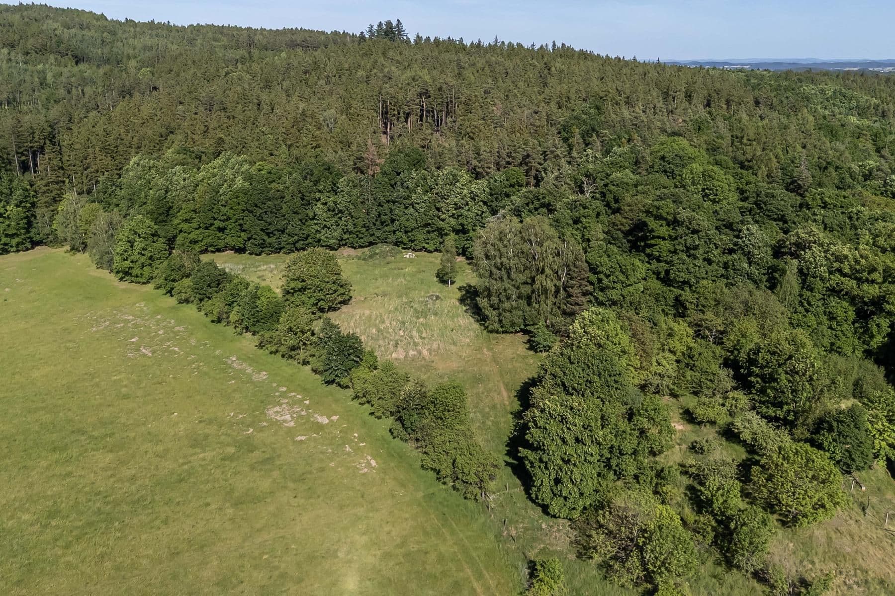 plot for sale, 4,612 m², Hluboš, Středočeský Region plot for sale, 4,612 m², Hluboš, Středočeský Region