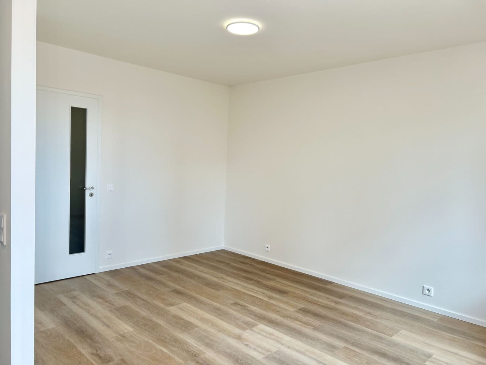 Studio flat to rent, 36 m², Waltariho, Prague, Prague Studio flat to rent, 36 m², Waltariho, Prague, Prague