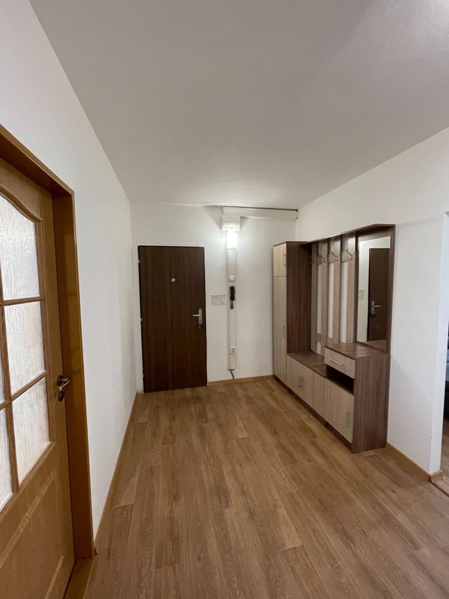 2 bedroom with open-plan kitchen flat to rent, 67 m², Obchodní, Štětí, Ústecký Region 2 bedroom with open-plan kitchen flat to rent, 67 m², Obchodní, Štětí, Ústecký Region